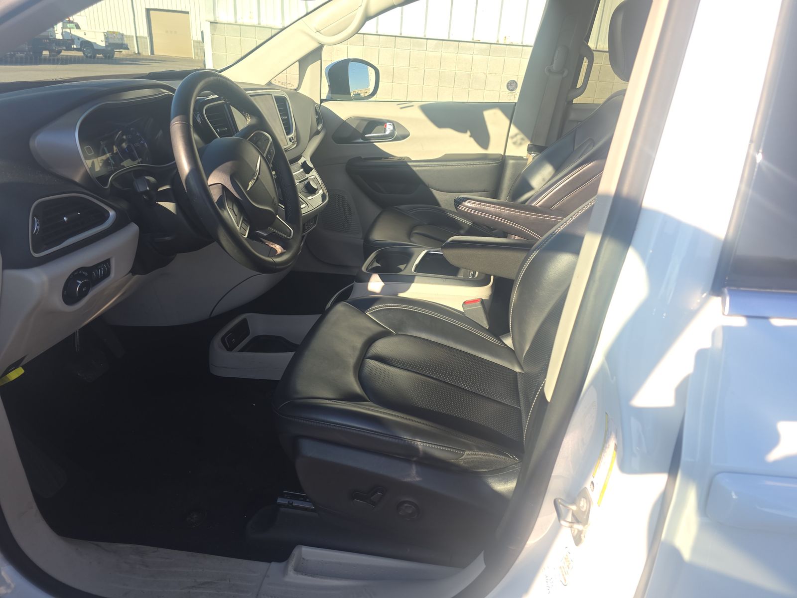 2023 Chrysler Pacifica Touring L FWD