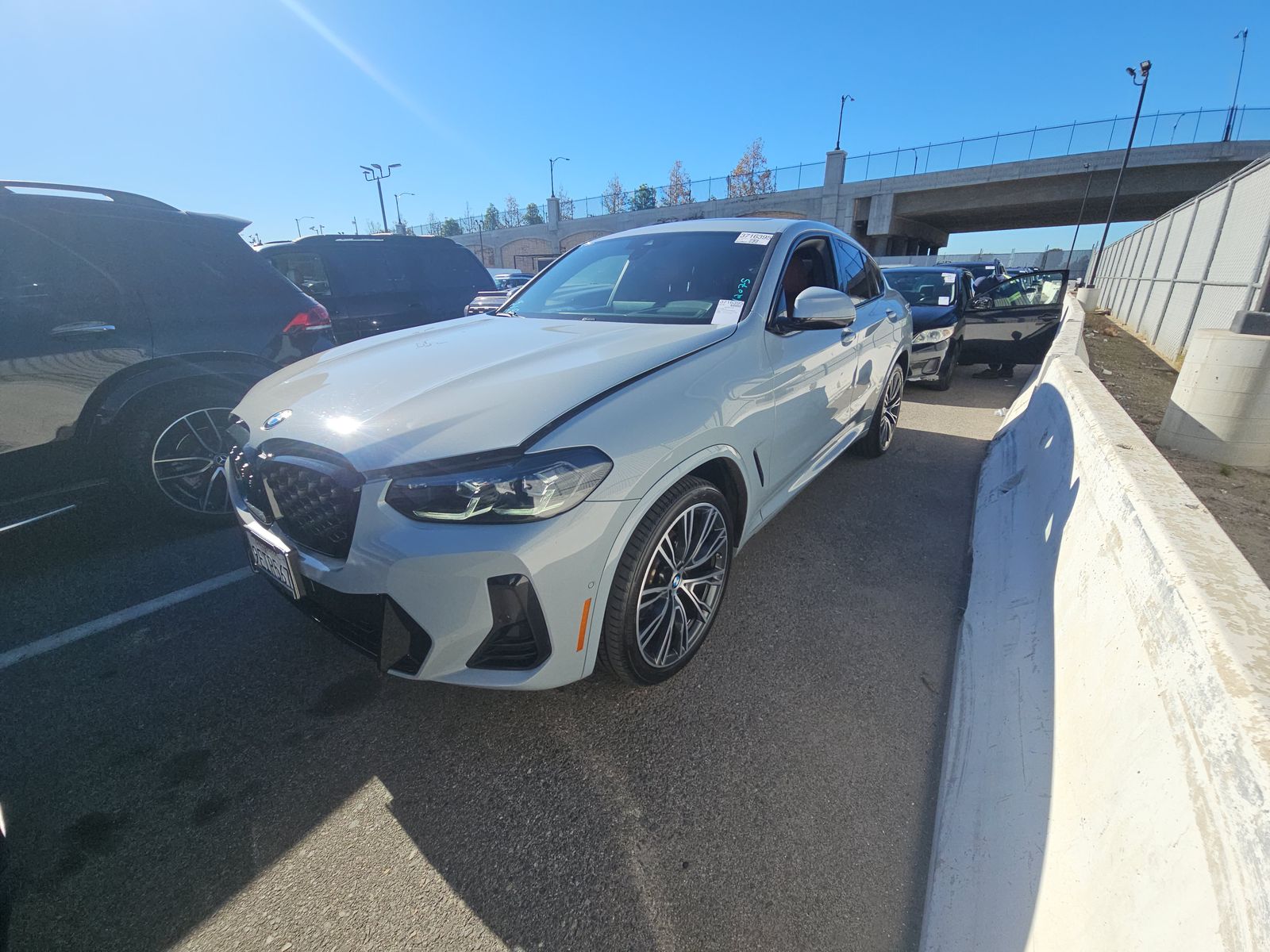2023 BMW X4 xDrive30i AWD