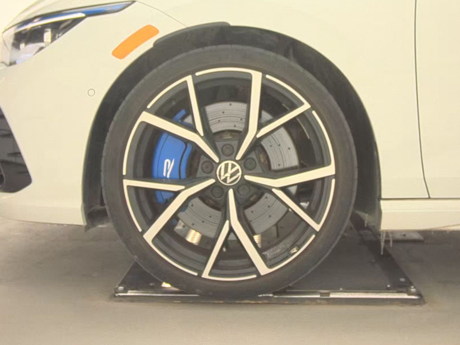 2024 Volkswagen Golf R AWD