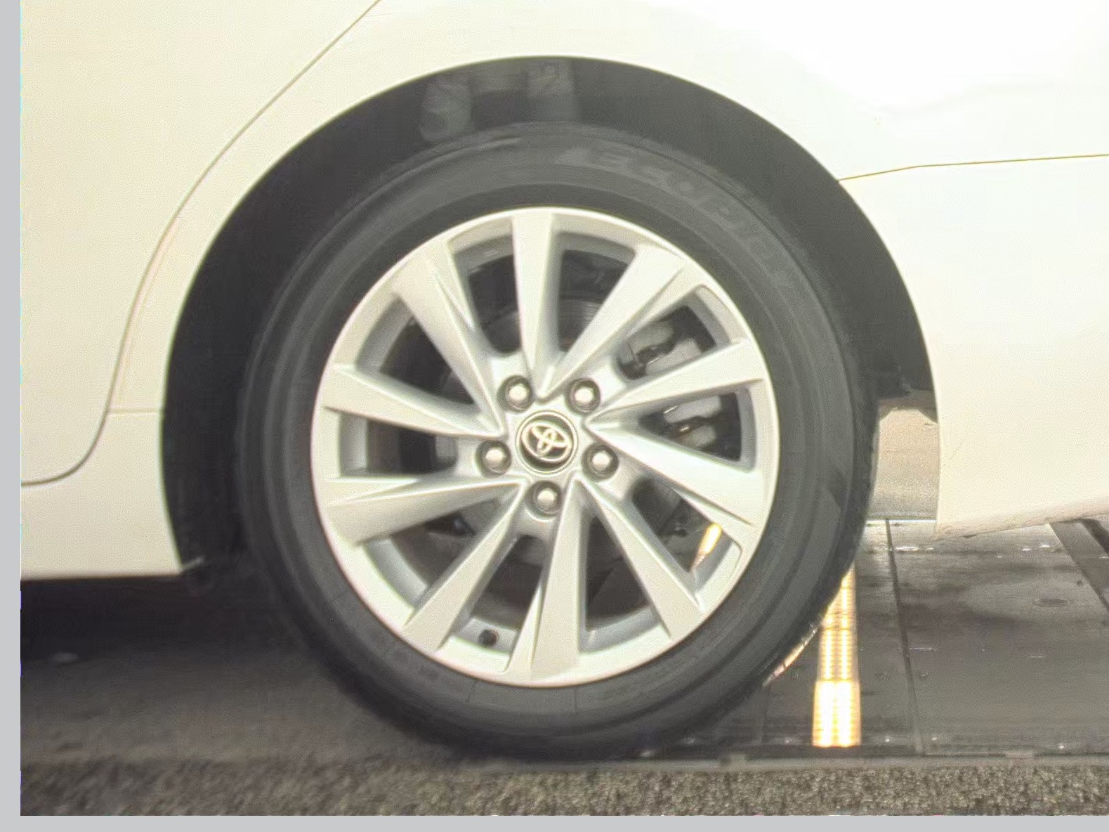 2024 Toyota Camry LE FWD