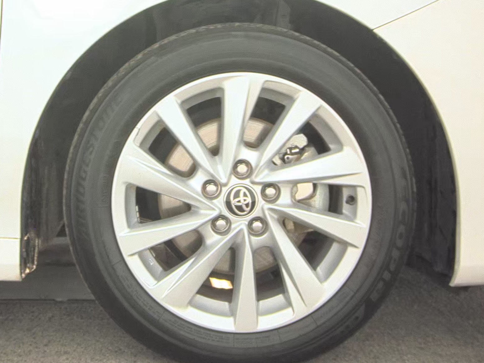 2024 Toyota Camry LE FWD