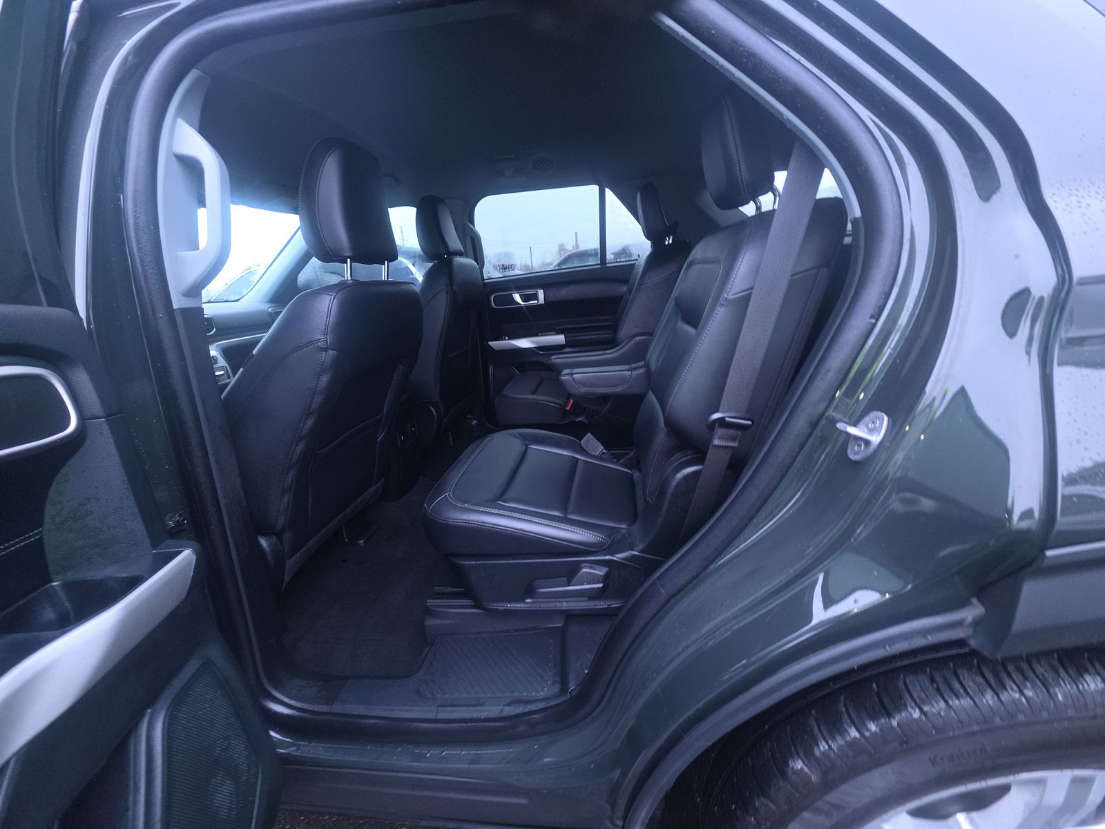 2023 Ford Explorer XLT AWD