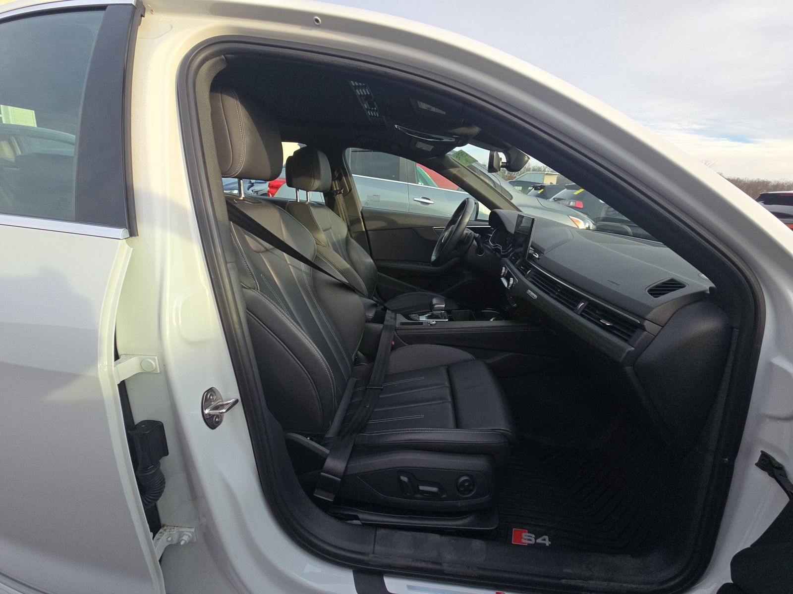 2022 Audi A4 S line Premium Plus AWD