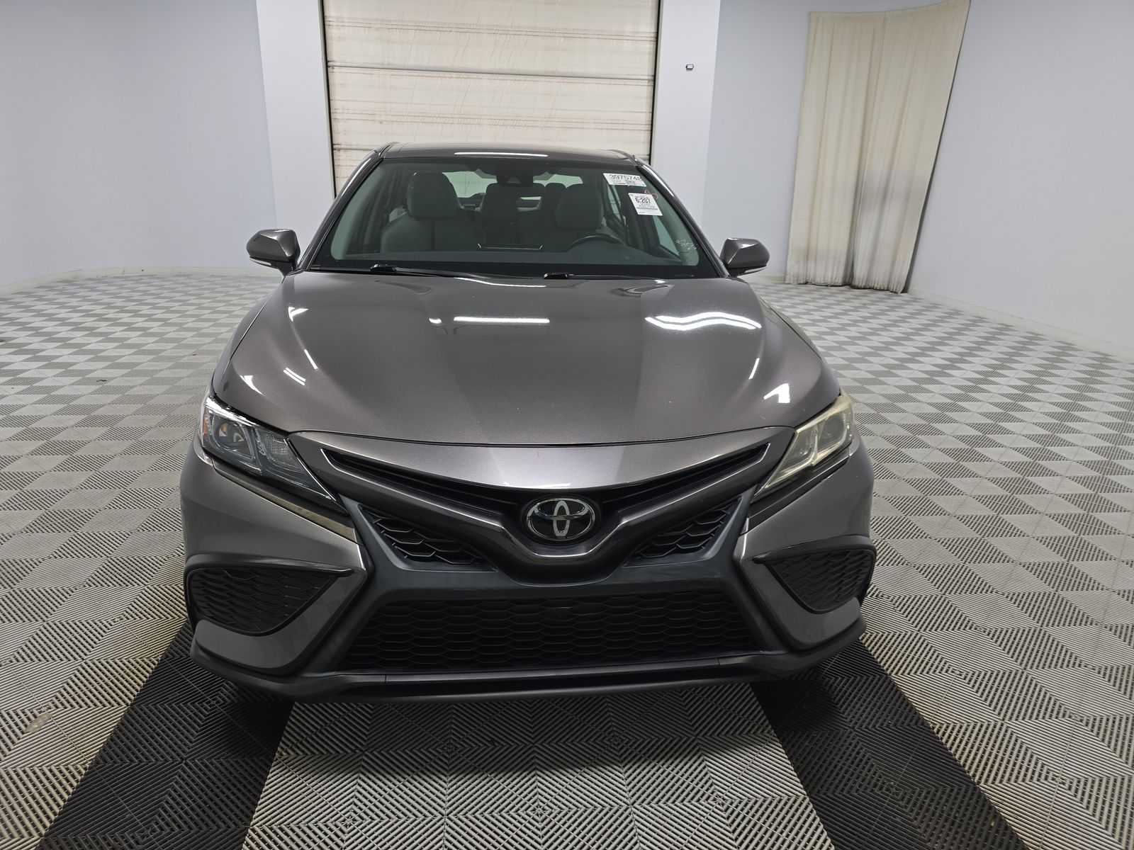 2022 Toyota Camry SE FWD