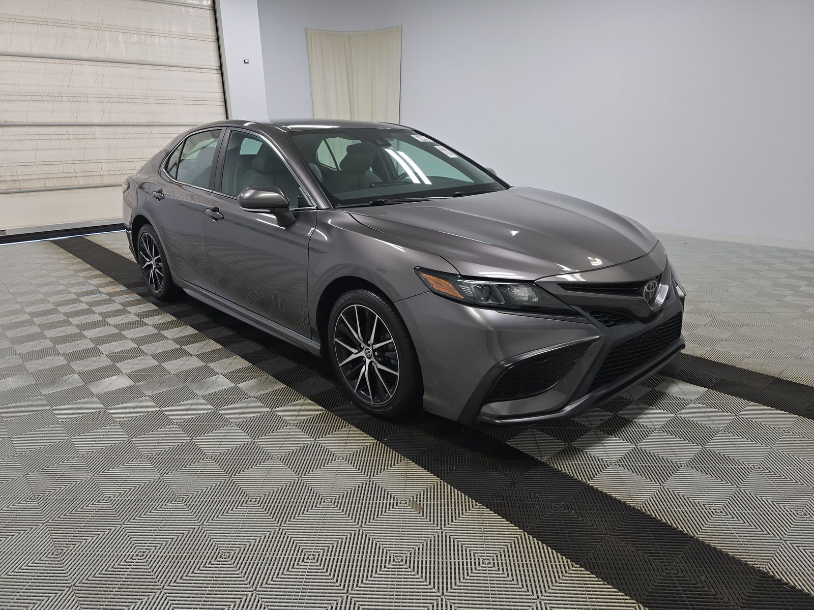 2022 Toyota Camry SE FWD