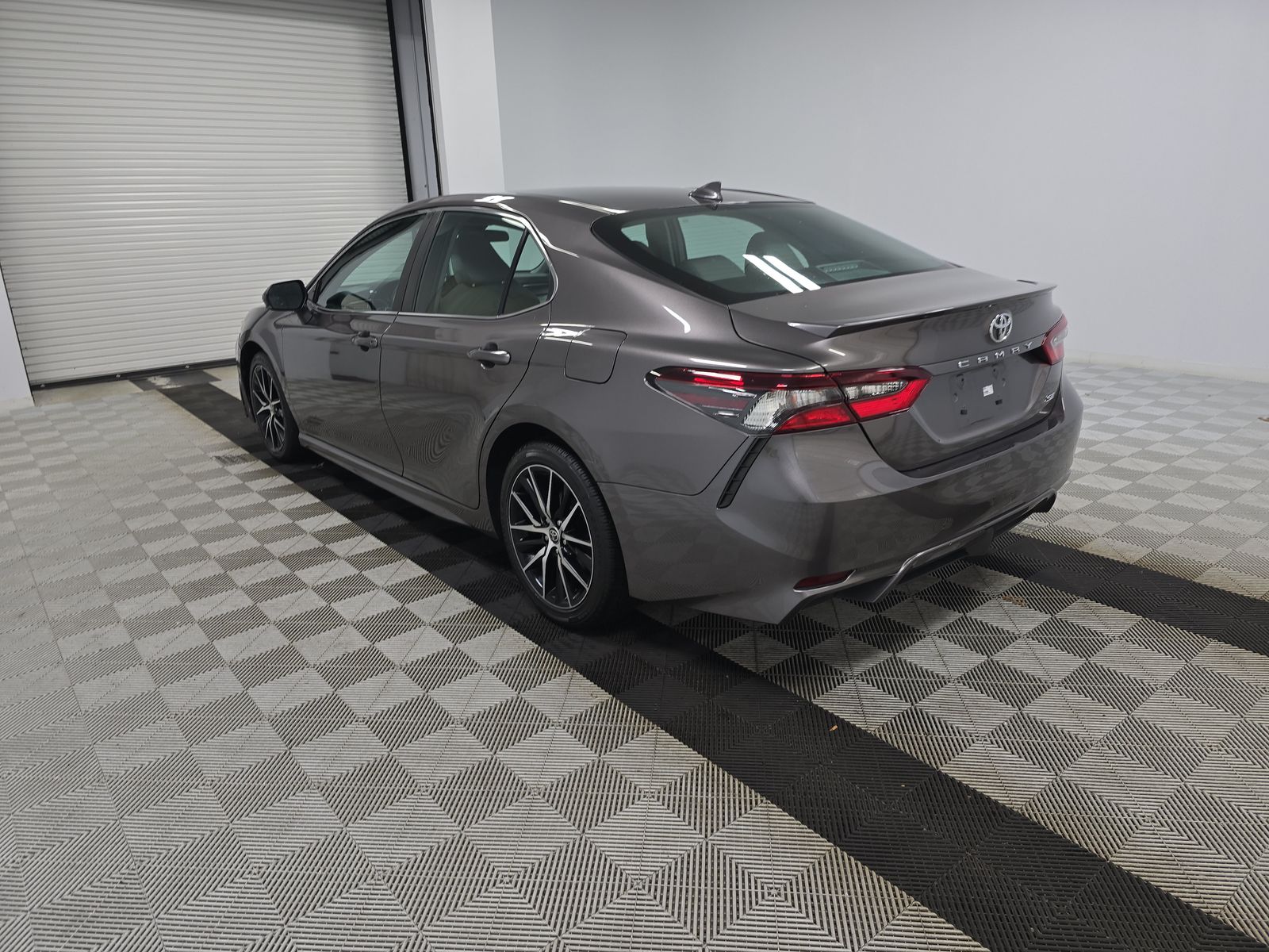 2022 Toyota Camry SE FWD