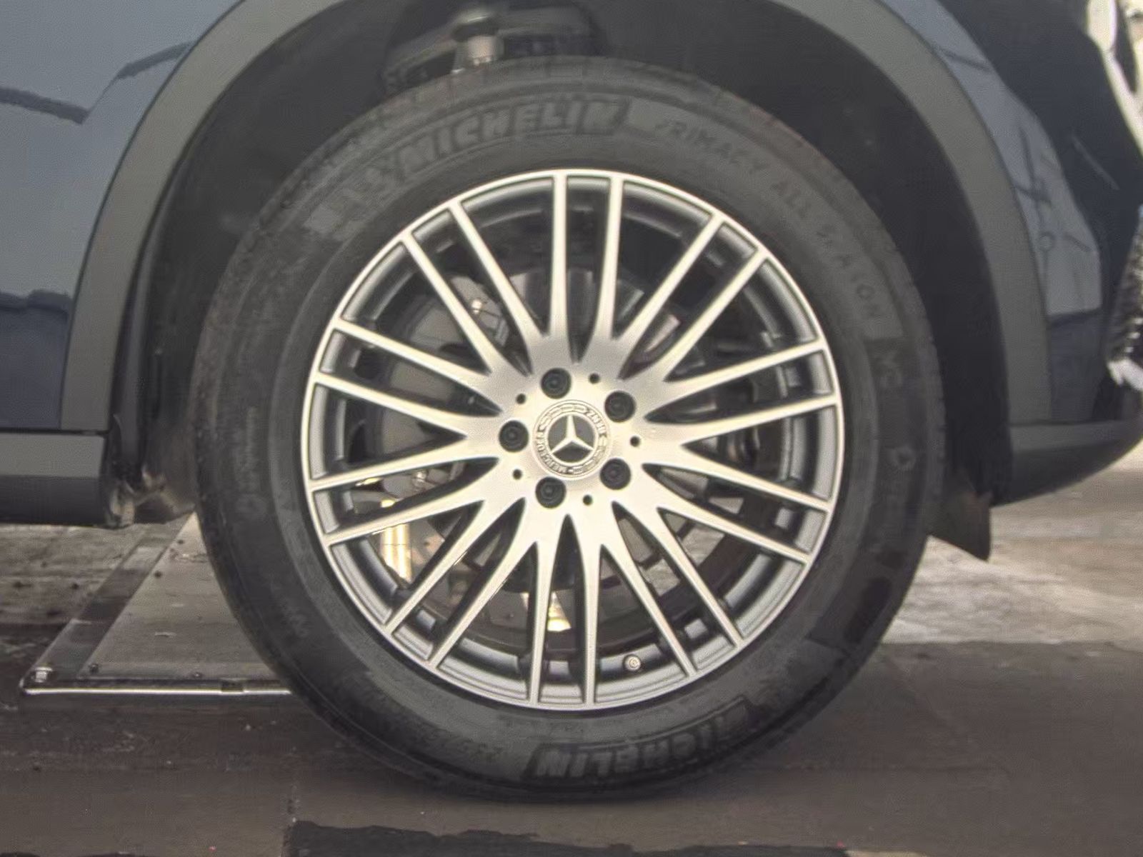 2024 Mercedes-Benz GLC GLC 300 AWD