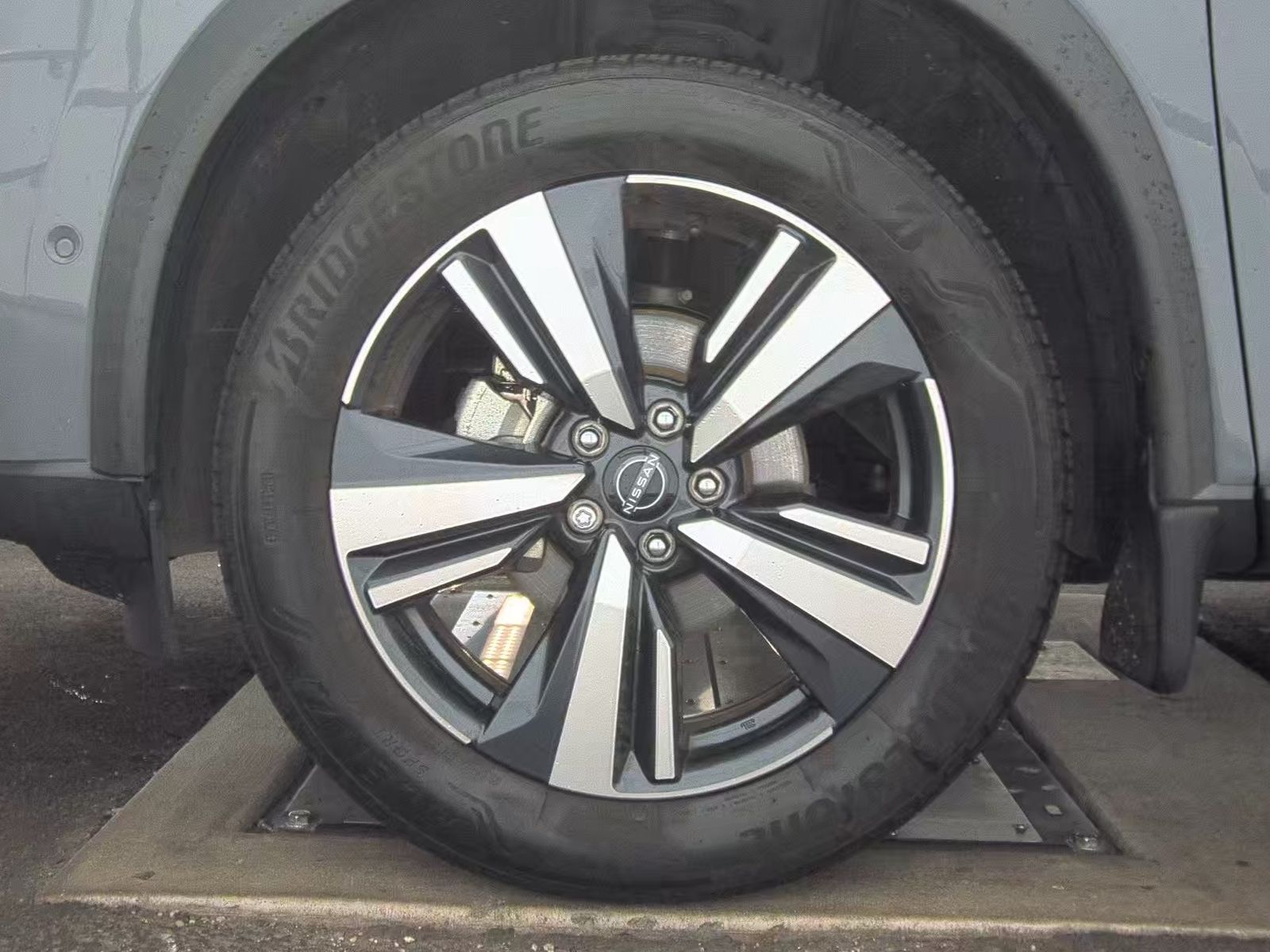 2023 Nissan Rogue SL FWD