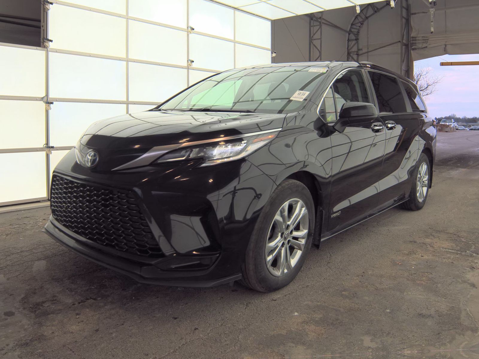 2021 Toyota Sienna XSE AWD