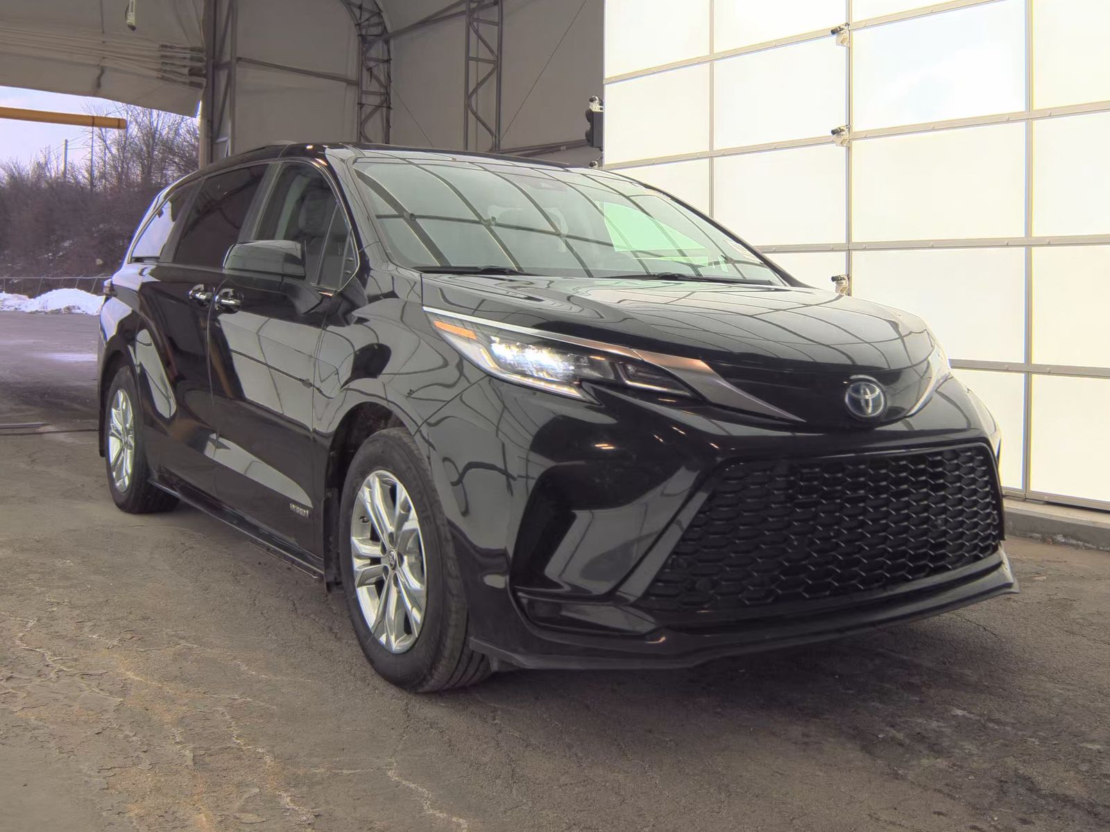 2021 Toyota Sienna XSE AWD