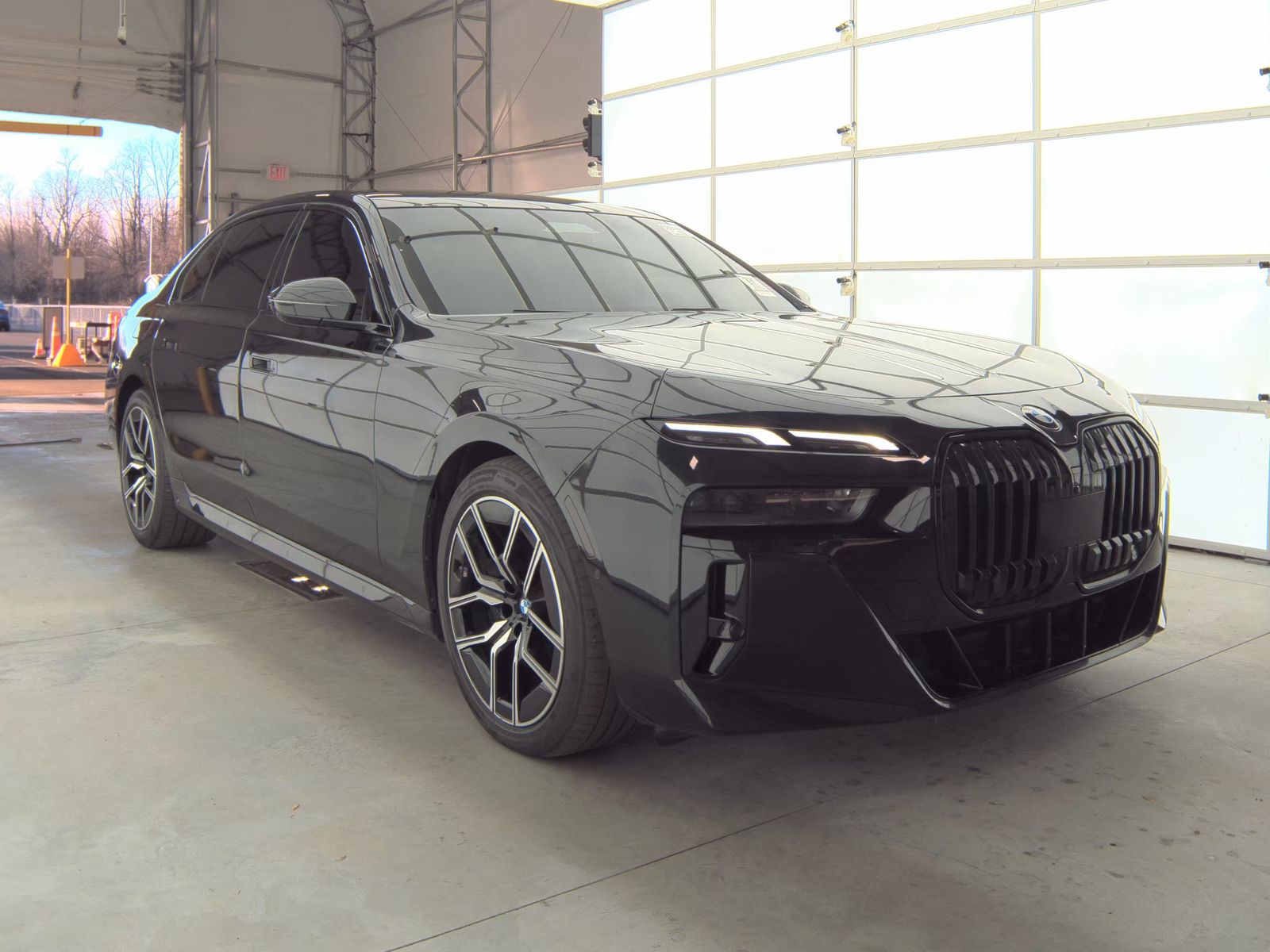 2023 BMW 7 Series 760i xDrive AWD