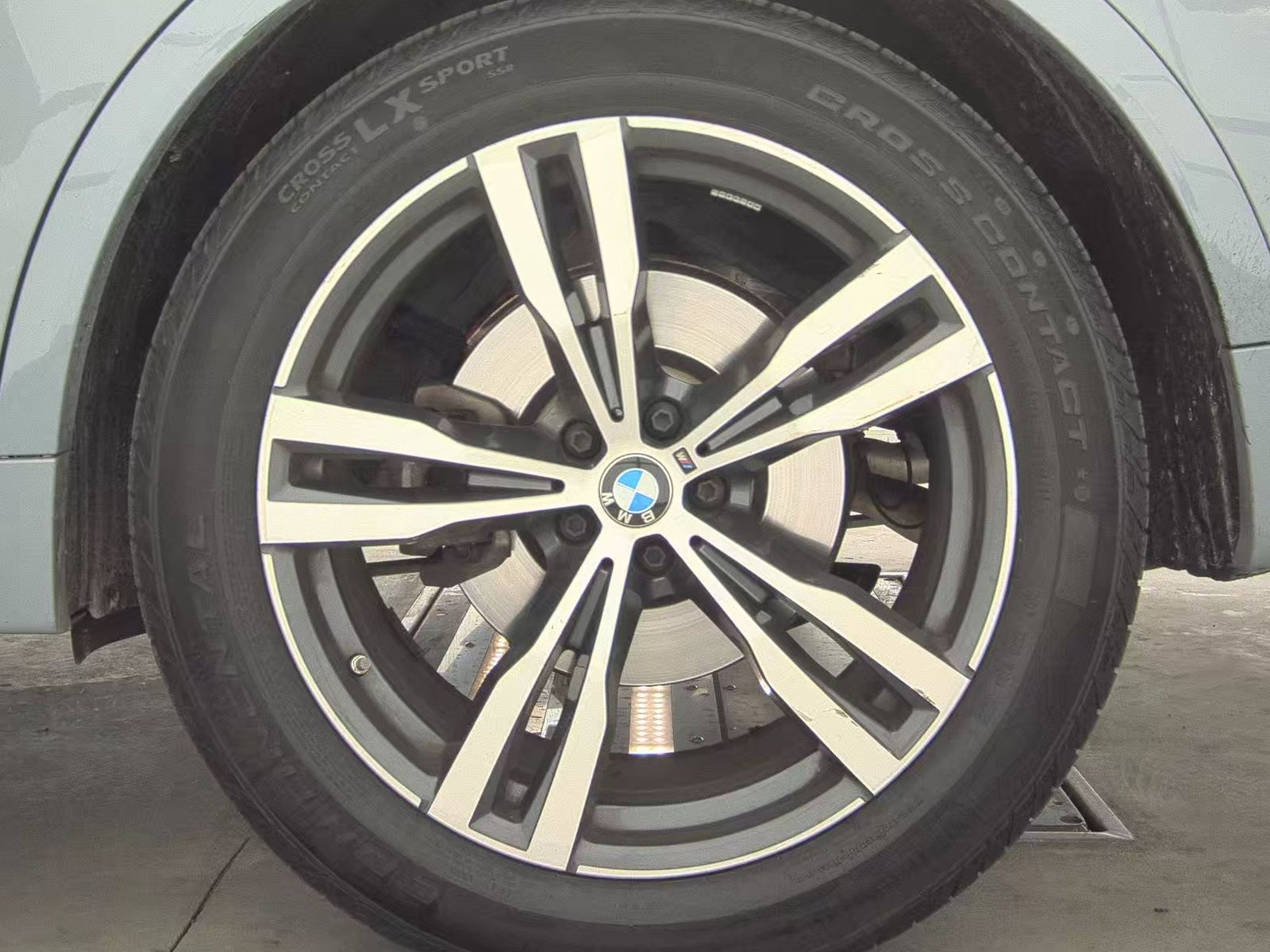 2023 BMW X7 xDrive40i AWD