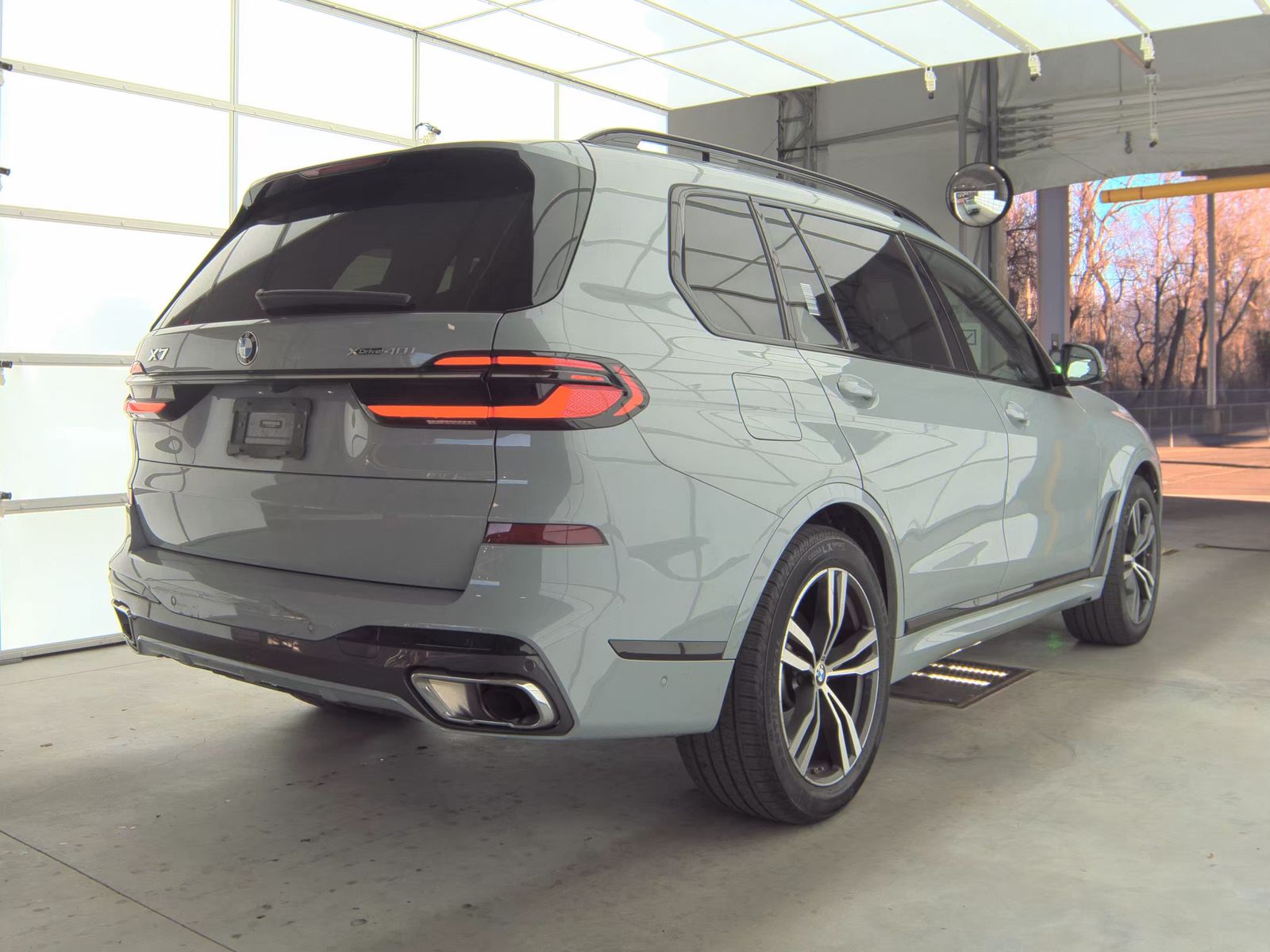 2023 BMW X7 xDrive40i AWD
