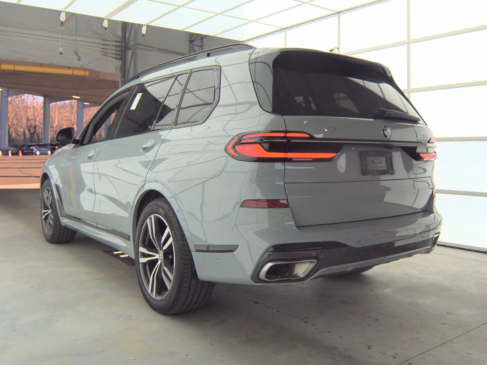 2023 BMW X7 xDrive40i AWD