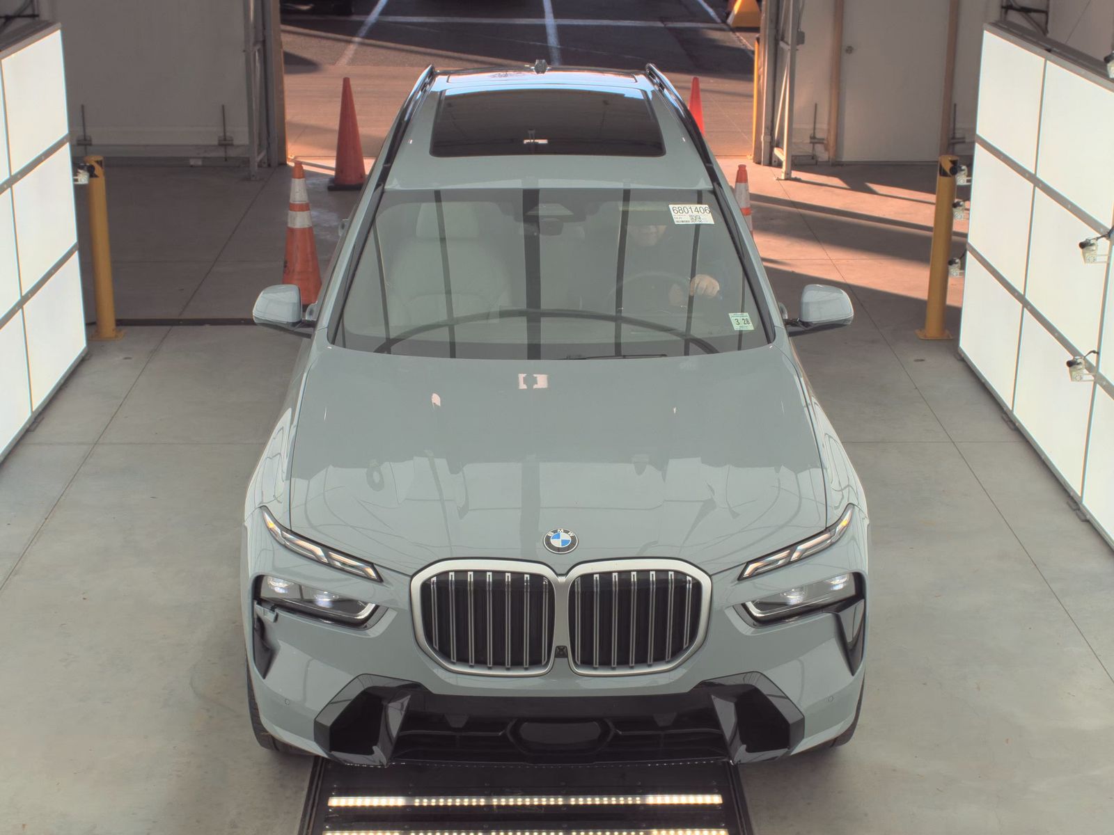 2023 BMW X7 xDrive40i AWD