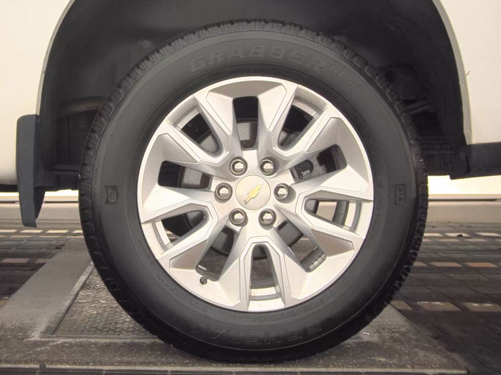 2021 Chevrolet Silverado 1500 Custom AWD