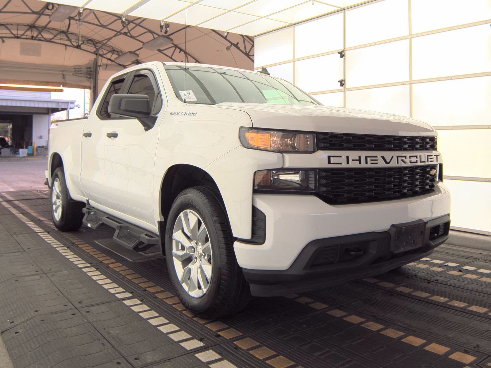 2021 Chevrolet Silverado 1500 Custom AWD