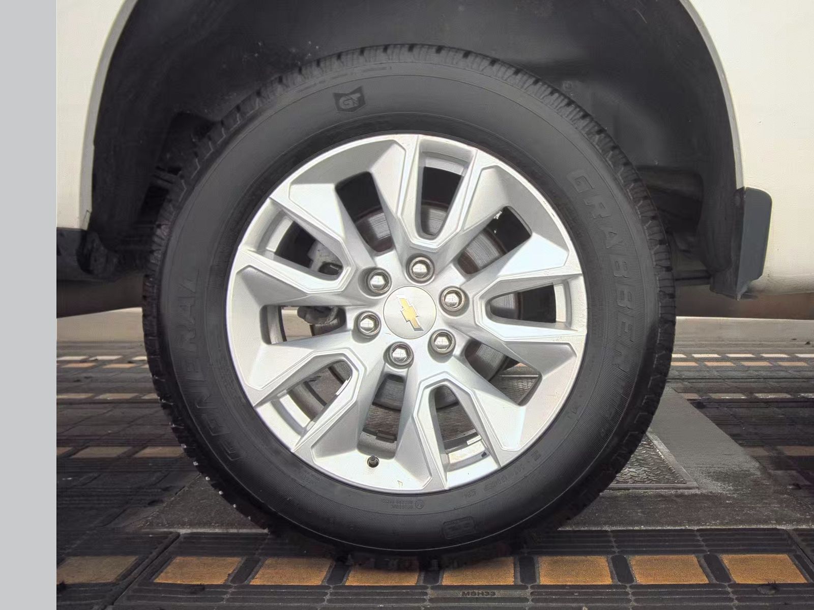 2021 Chevrolet Silverado 1500 Custom AWD