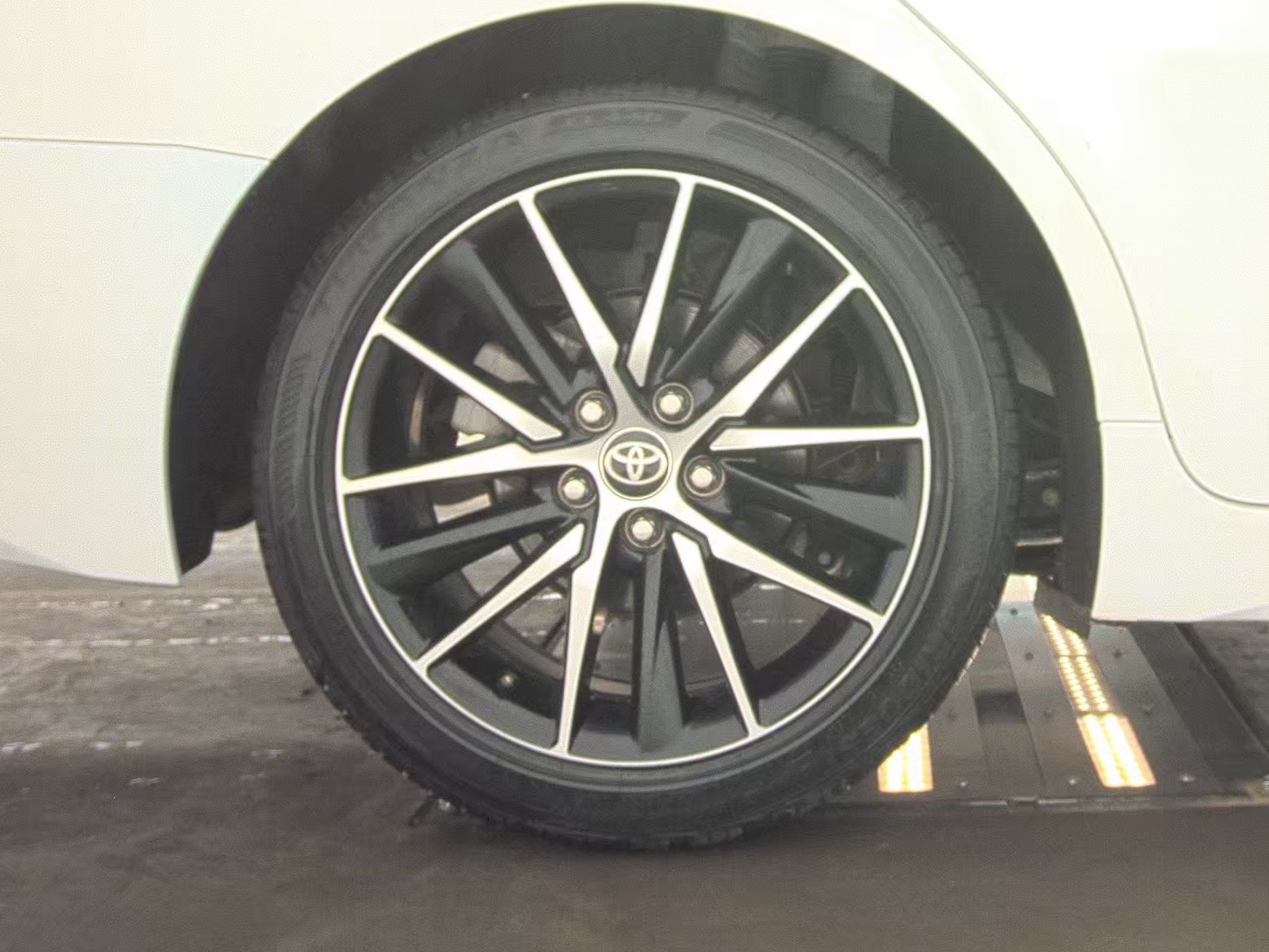 2024 Toyota Camry SE FWD