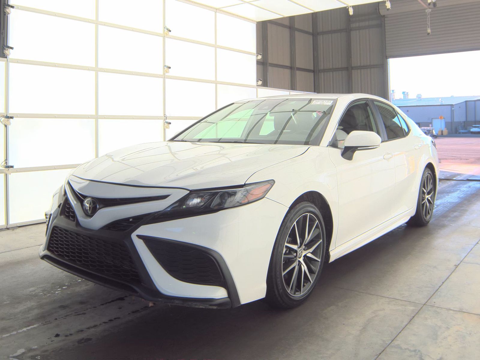 2024 Toyota Camry SE FWD