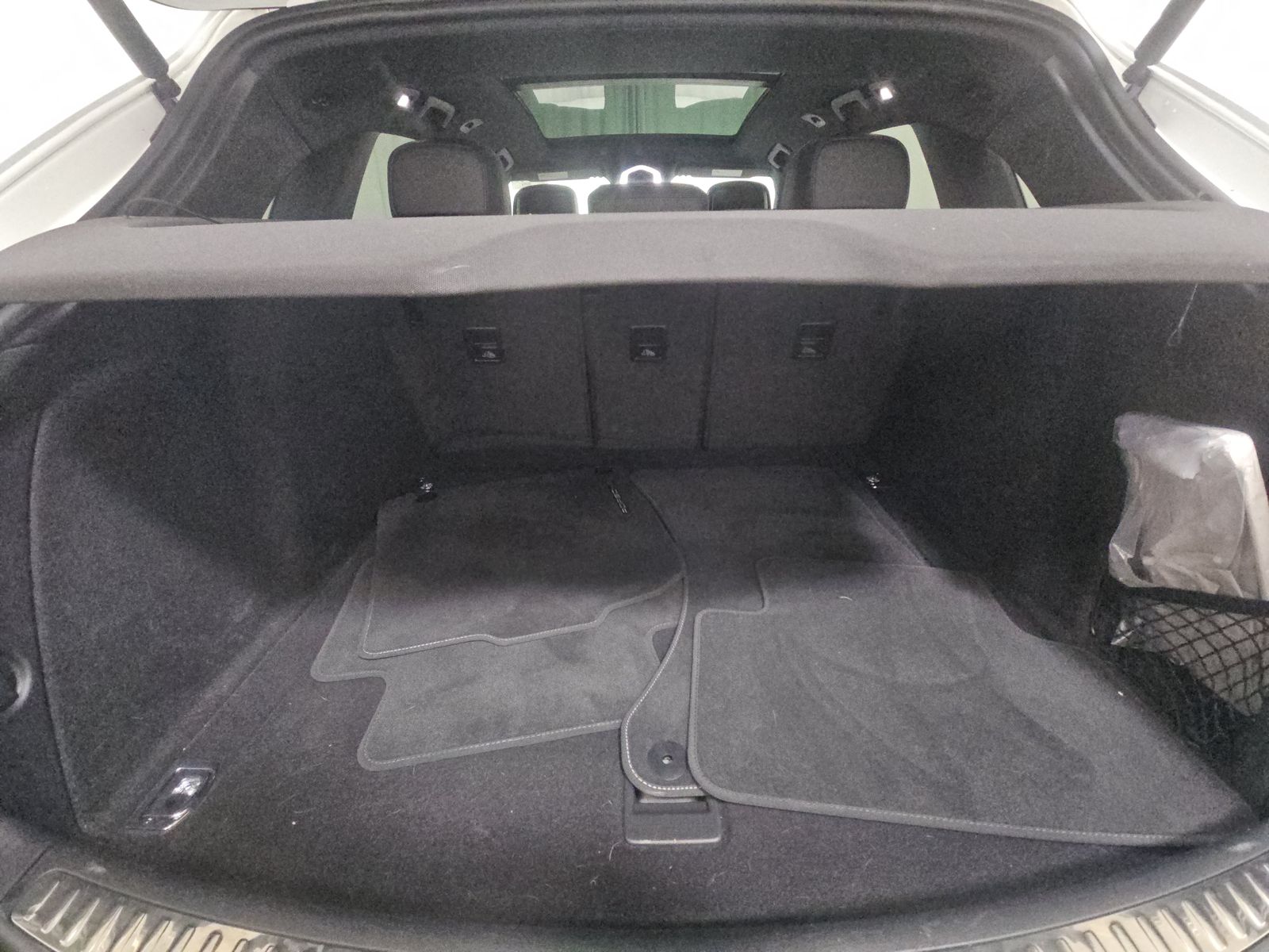 2023 Porsche Macan T AWD