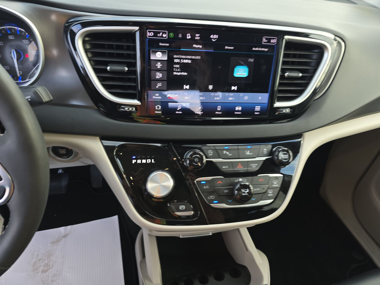 2024 Chrysler Pacifica Touring L FWD