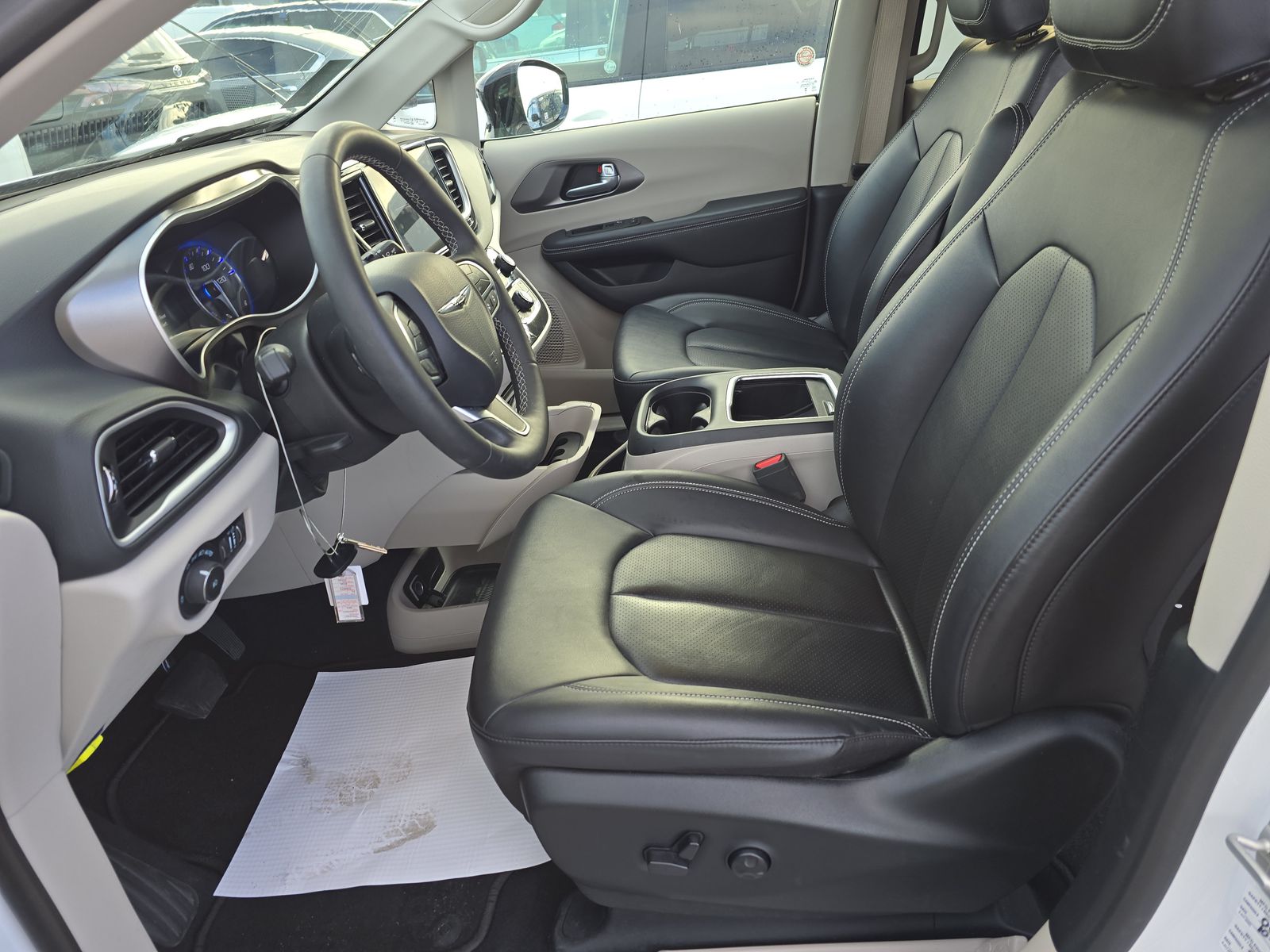 2024 Chrysler Pacifica Touring L FWD