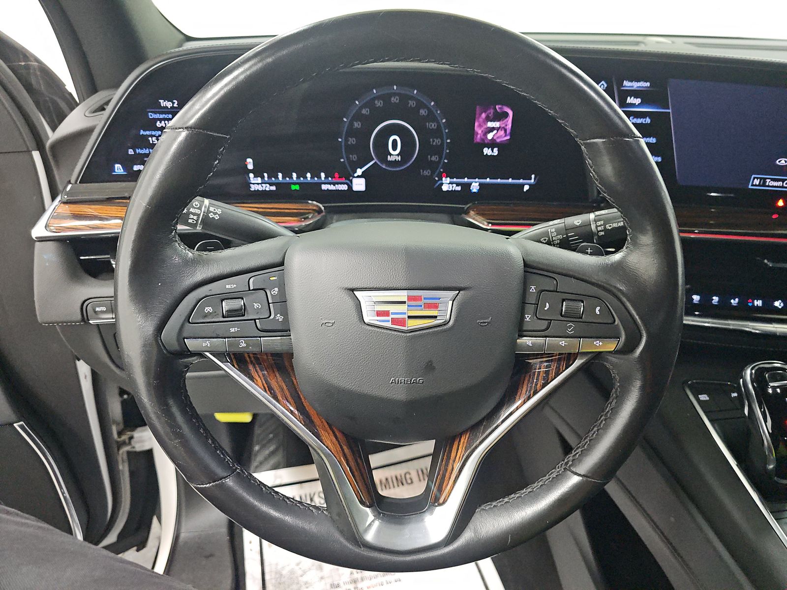 2022 Cadillac Escalade Luxury AWD