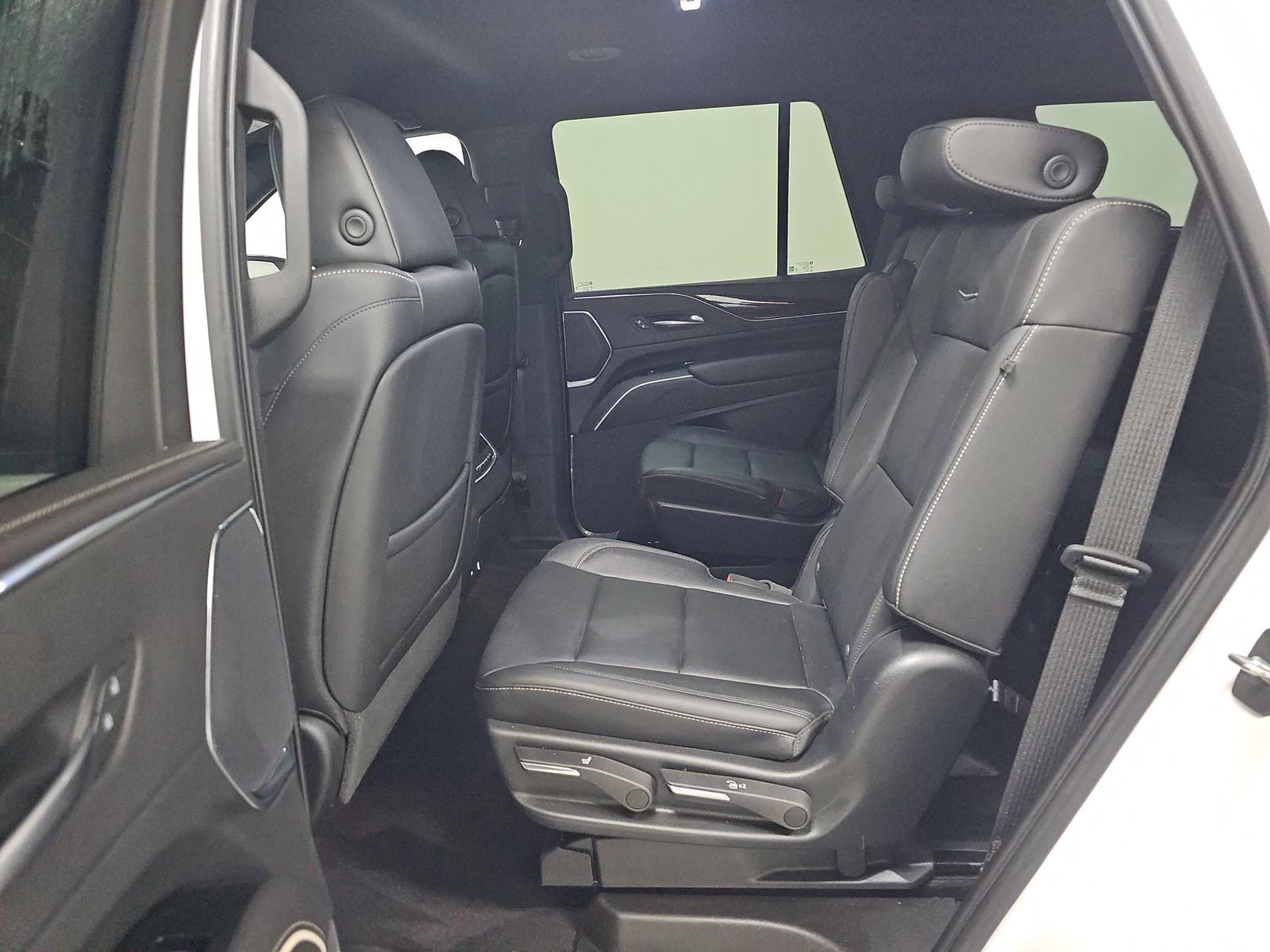 2022 Cadillac Escalade Luxury AWD