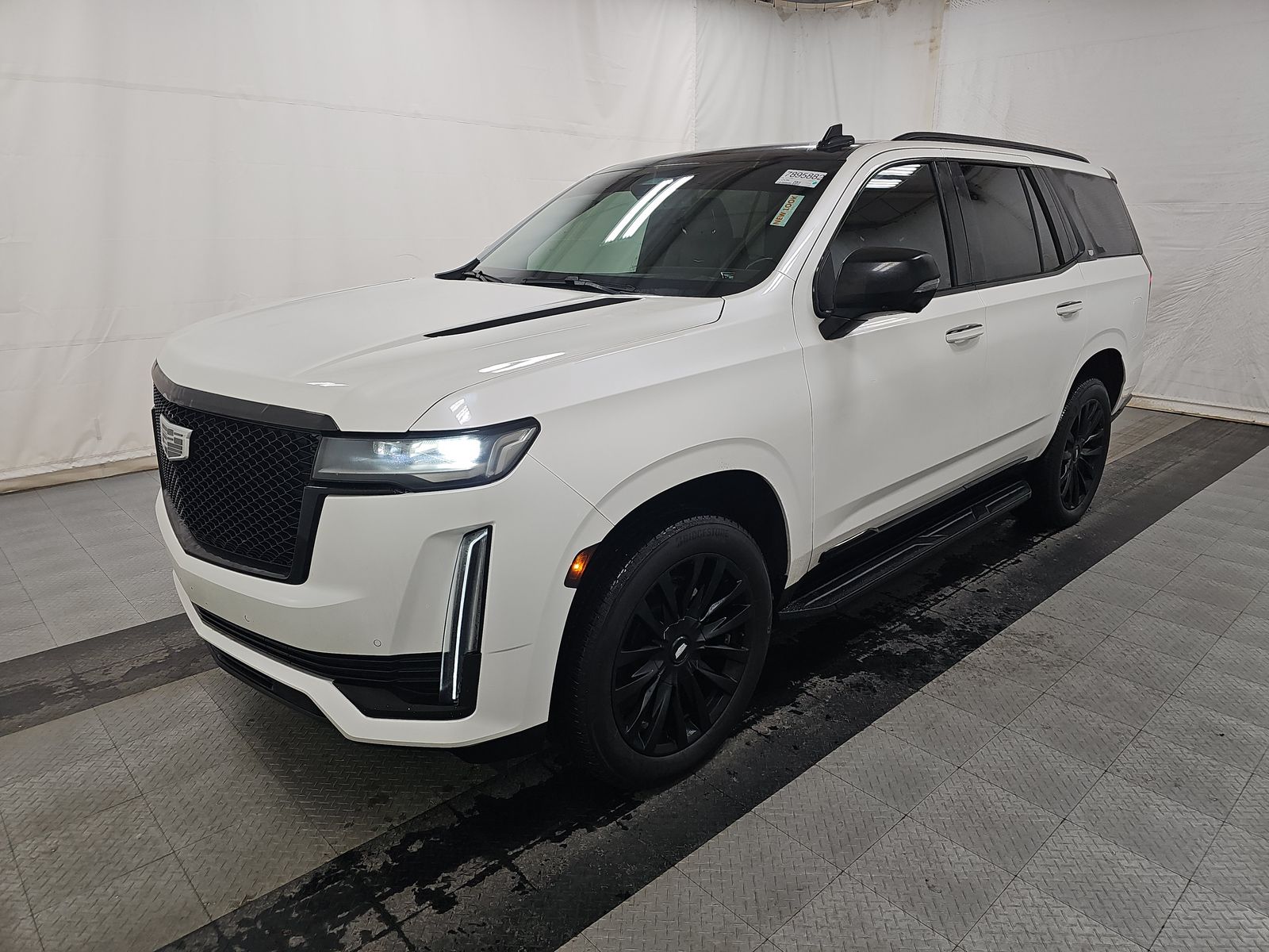 2022 Cadillac Escalade Luxury AWD