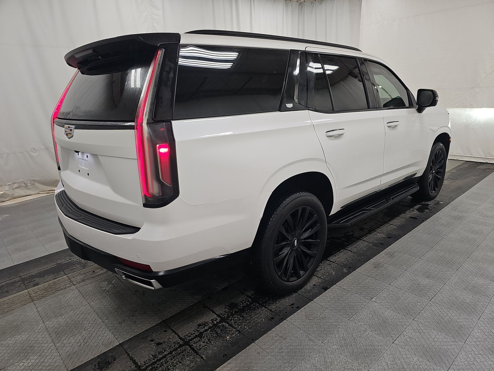2022 Cadillac Escalade Luxury AWD