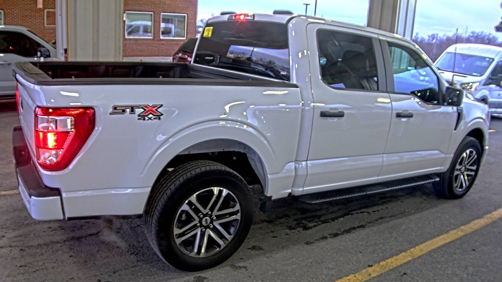 2023 Ford F-150 XL AWD