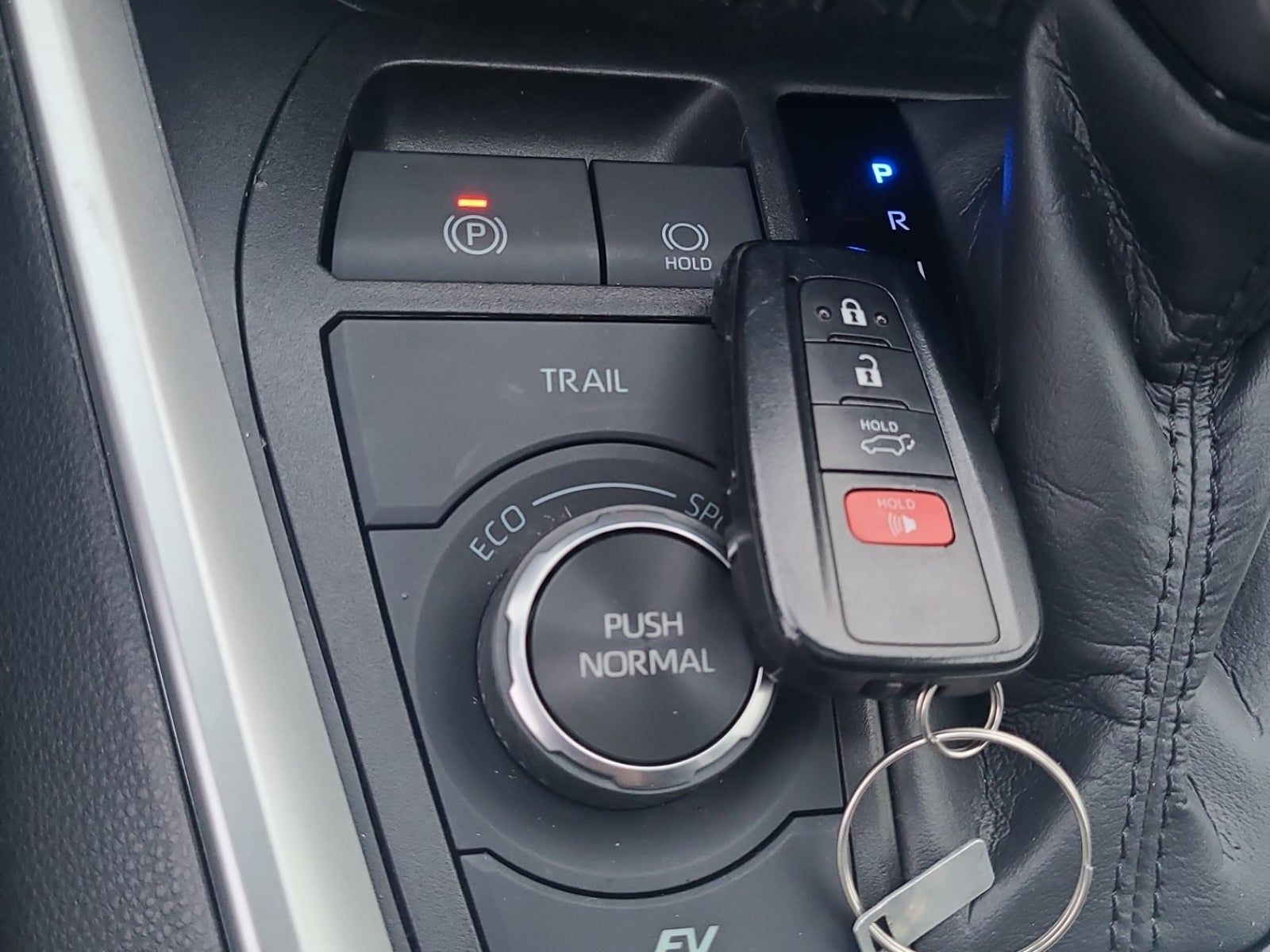 2022 Toyota RAV4 Hybrid SE AWD