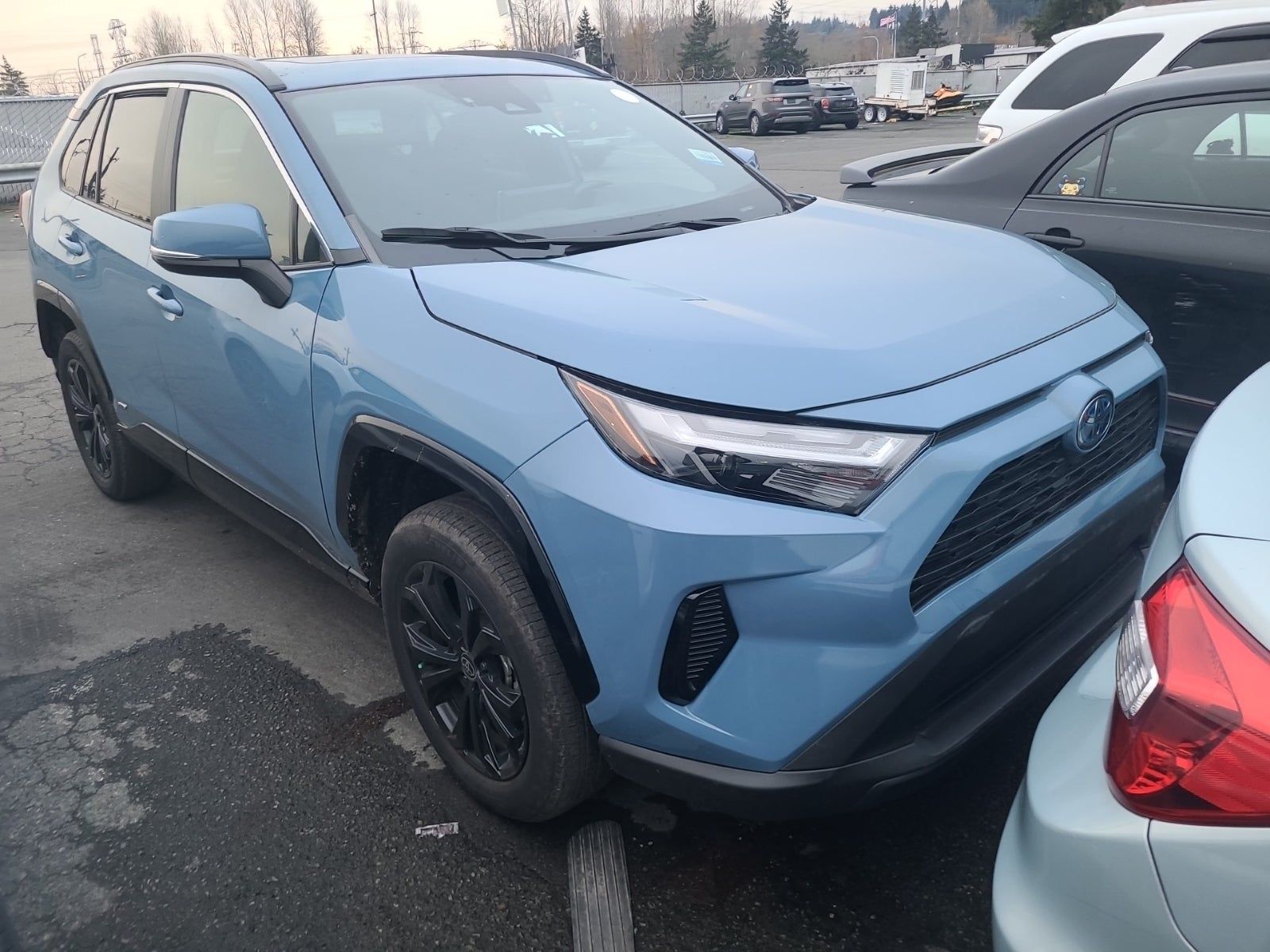 2022 Toyota RAV4 Hybrid SE AWD
