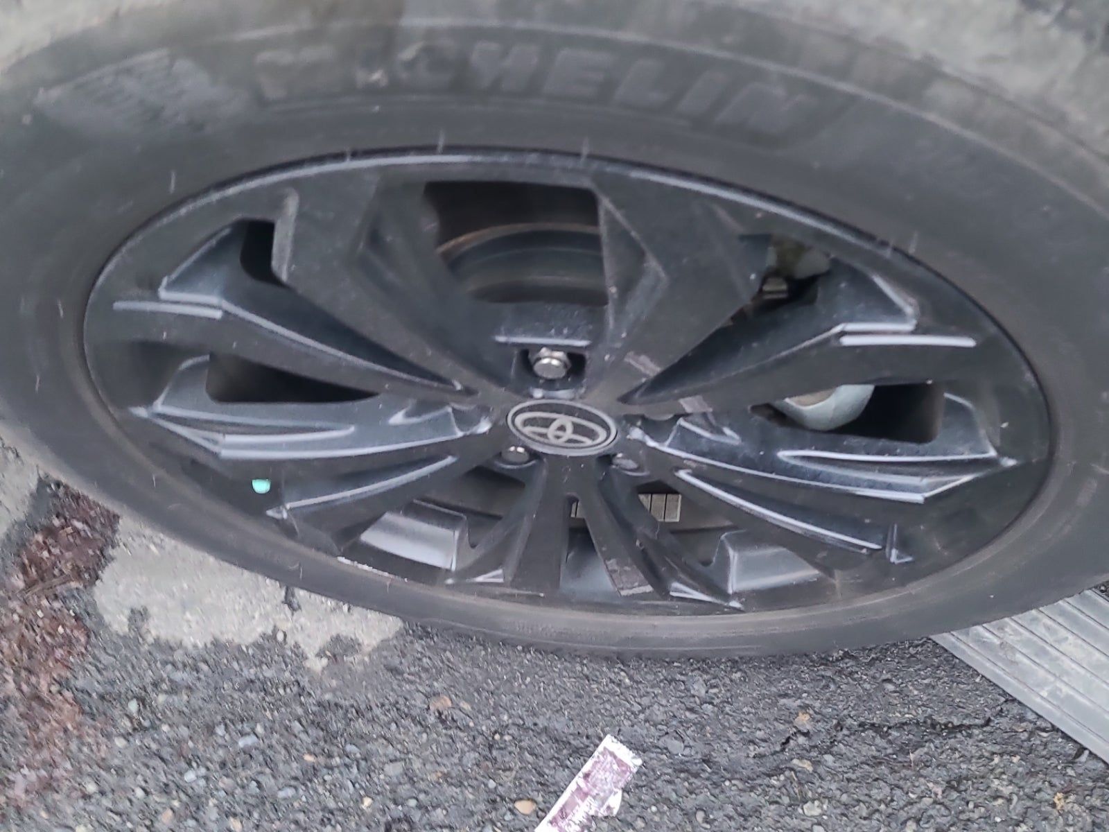 2022 Toyota RAV4 Hybrid SE AWD