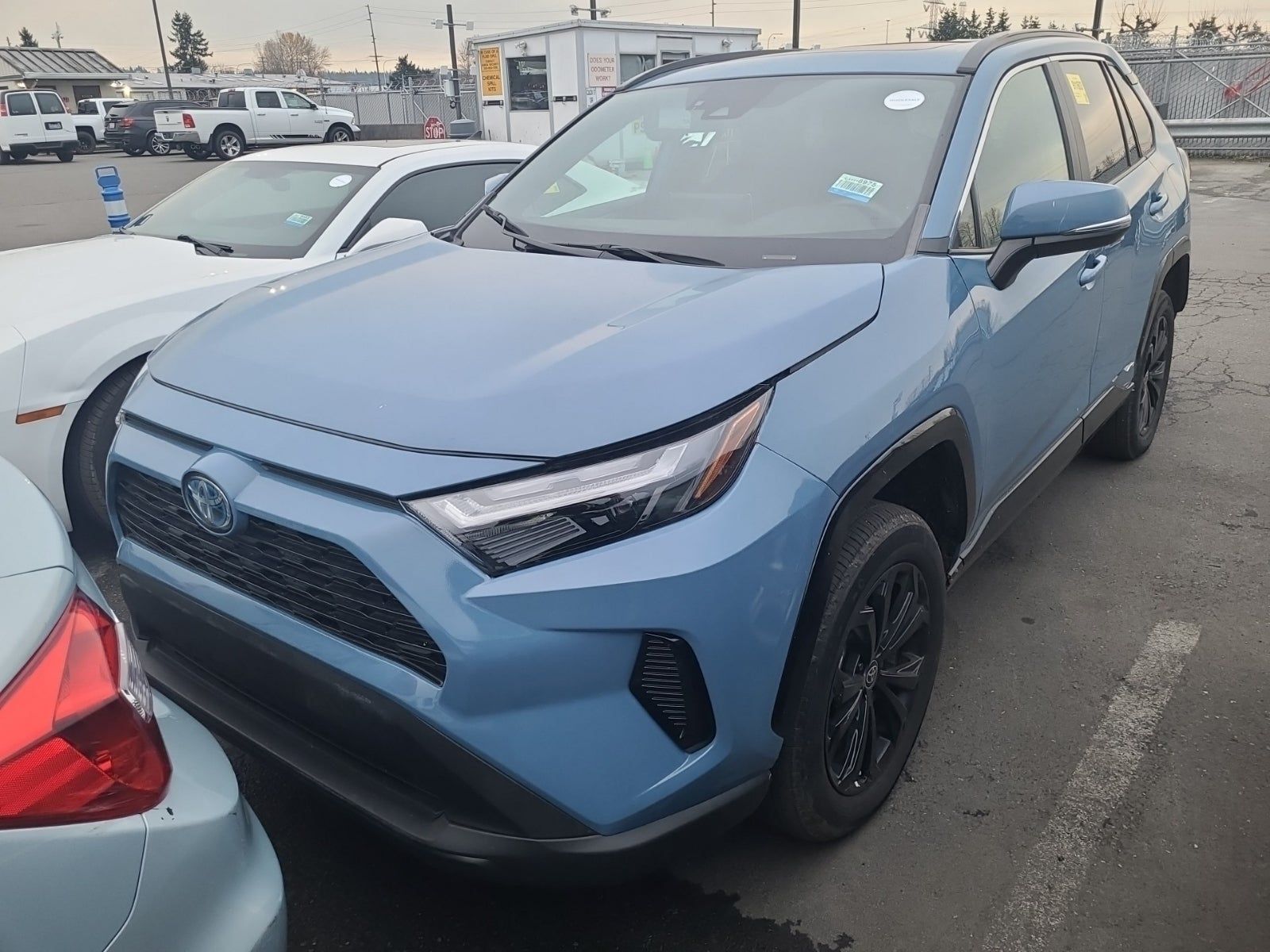 2022 Toyota RAV4 Hybrid SE AWD