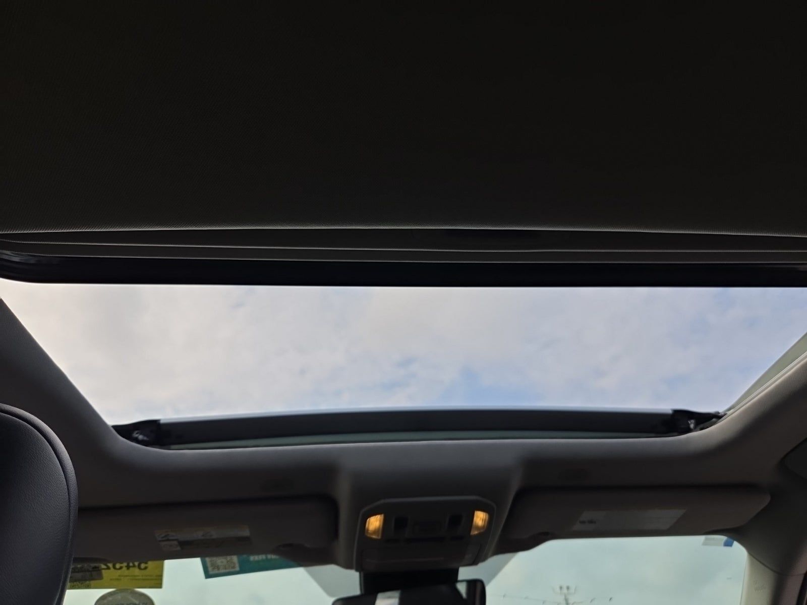 2023 Toyota Highlander XLE FWD