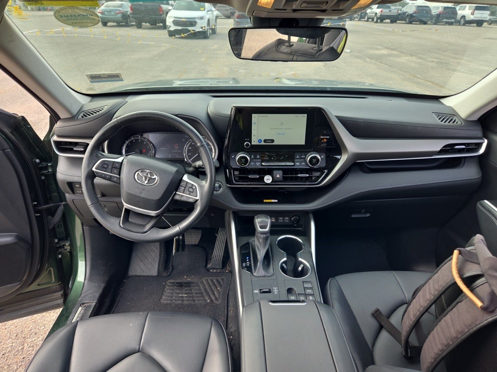 2023 Toyota Highlander XLE FWD