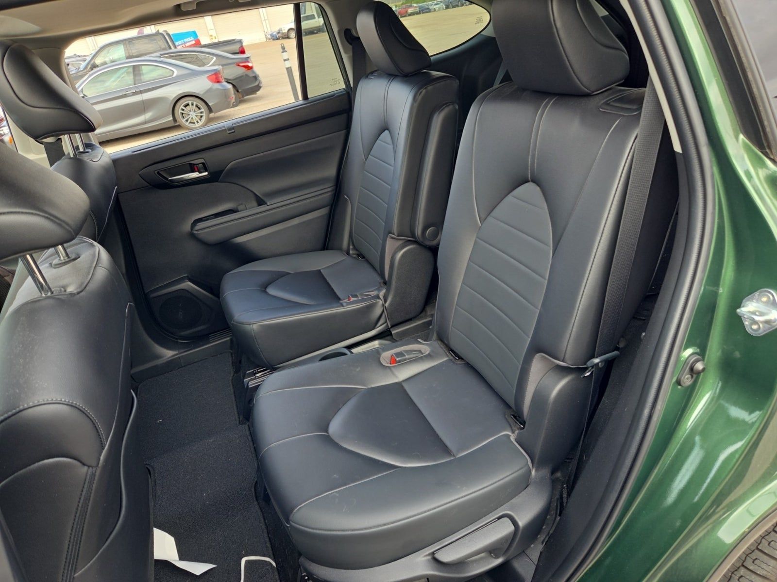 2023 Toyota Highlander XLE FWD