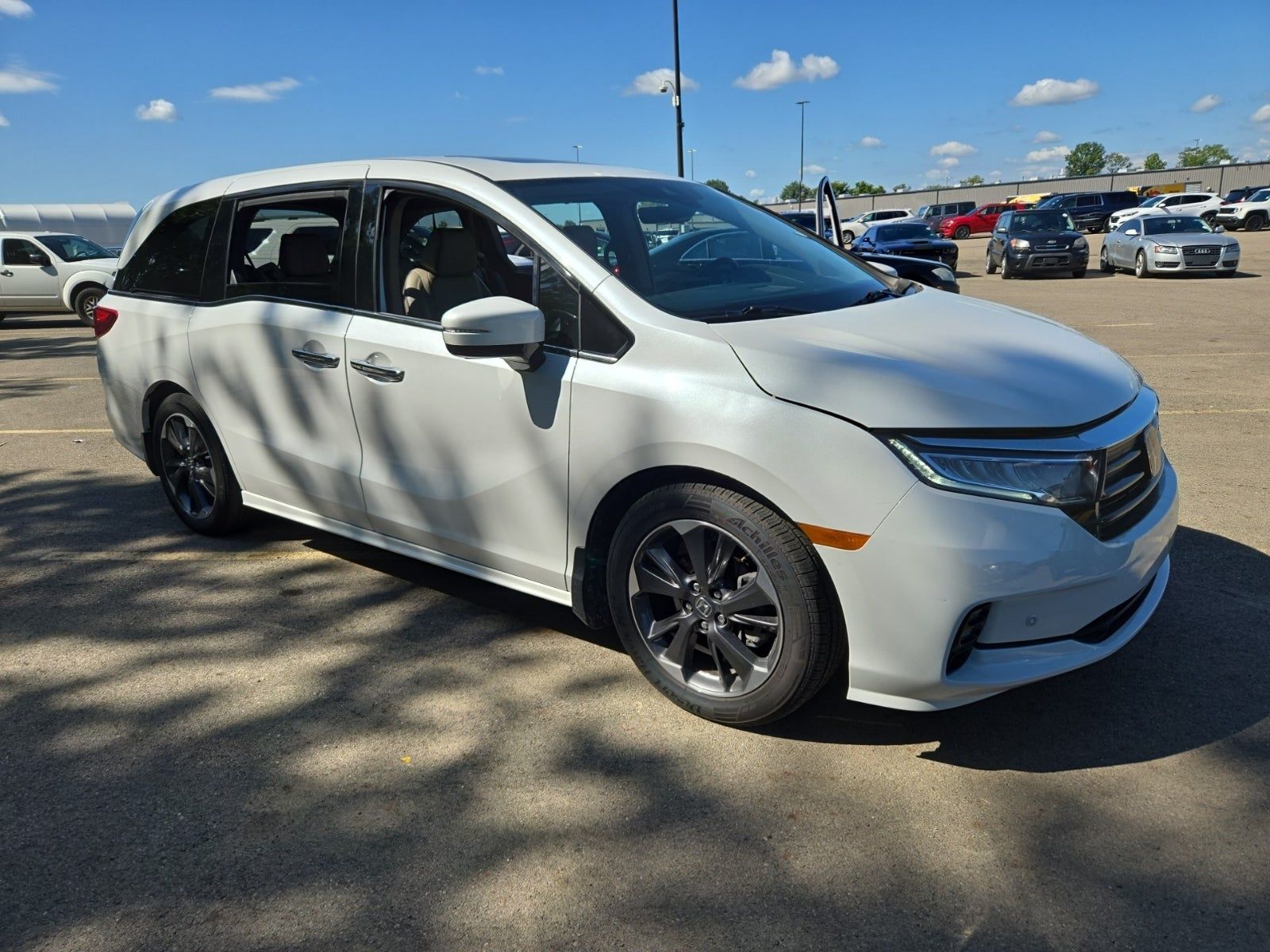 2022 Honda Odyssey Elite FWD