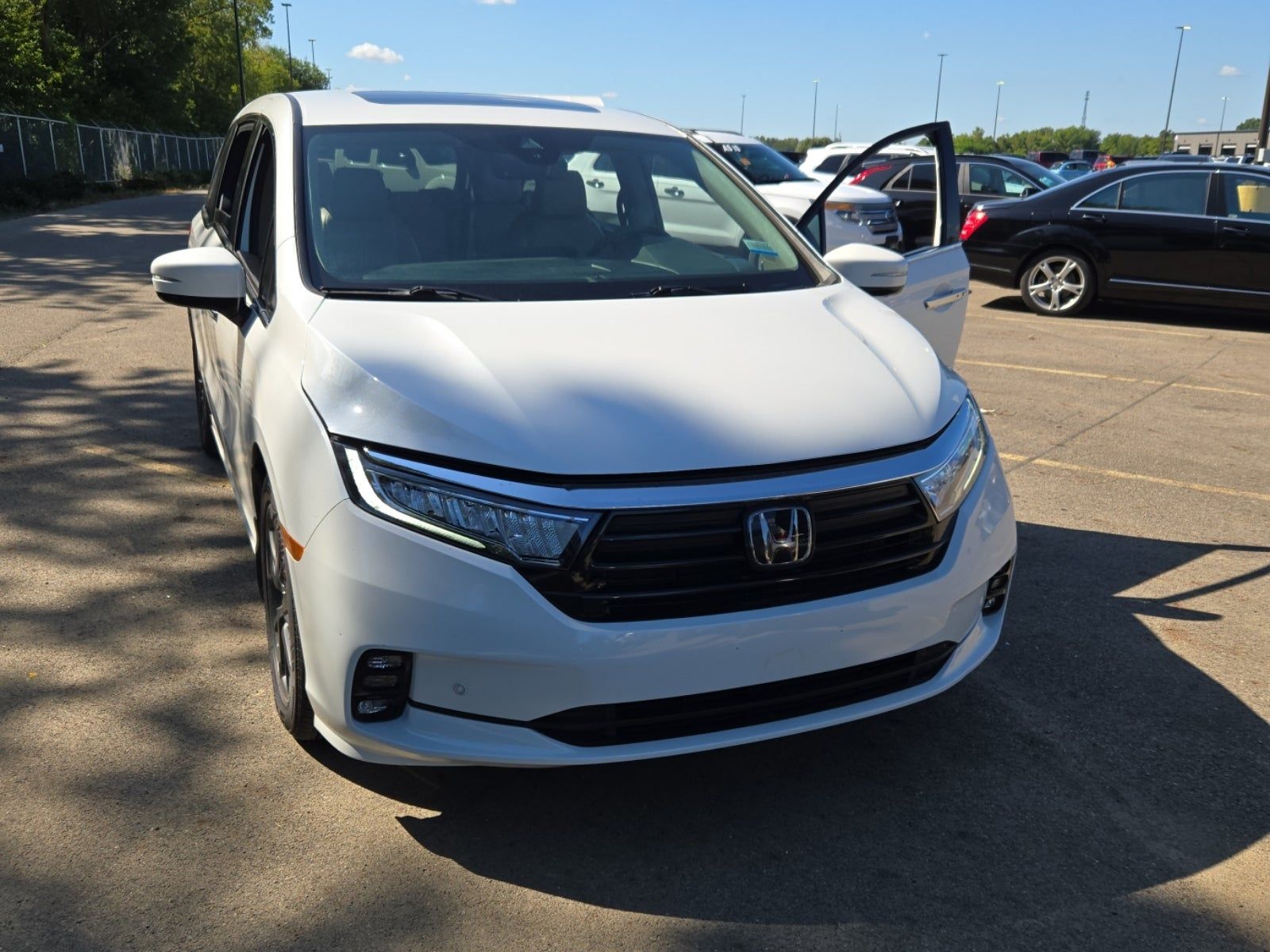 2022 Honda Odyssey Elite FWD