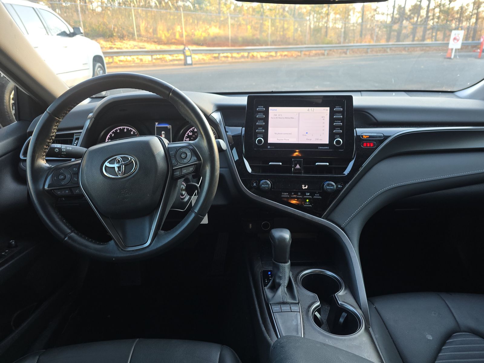 2024 Toyota Camry SE FWD