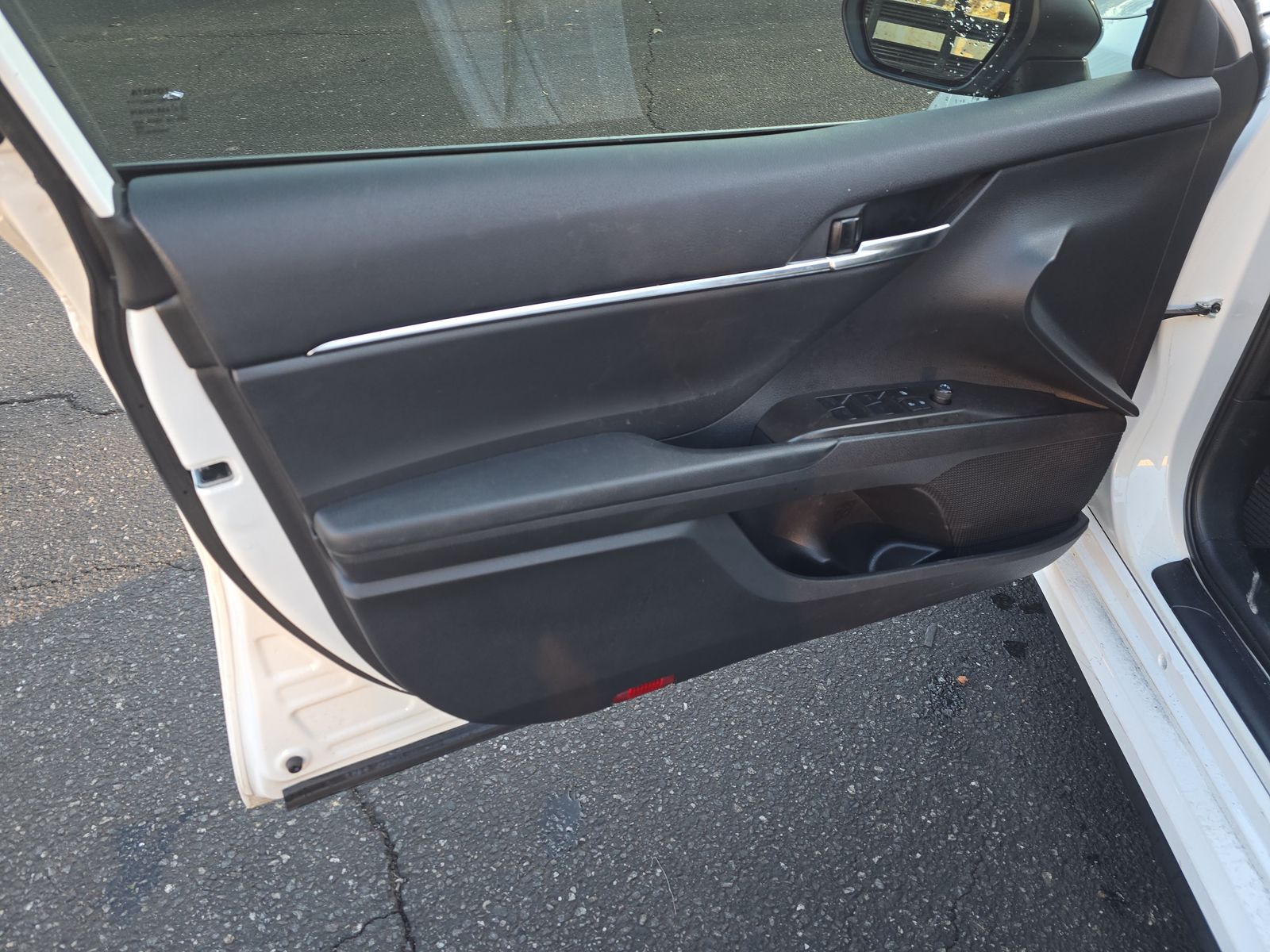 2024 Toyota Camry SE FWD