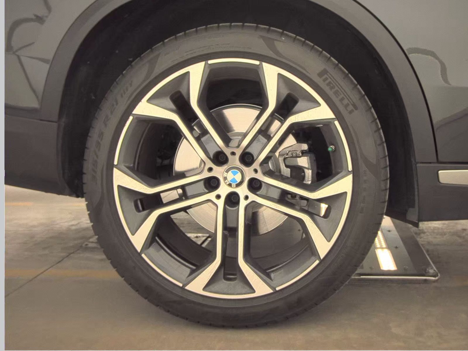 2023 BMW X5 sDrive40i RWD