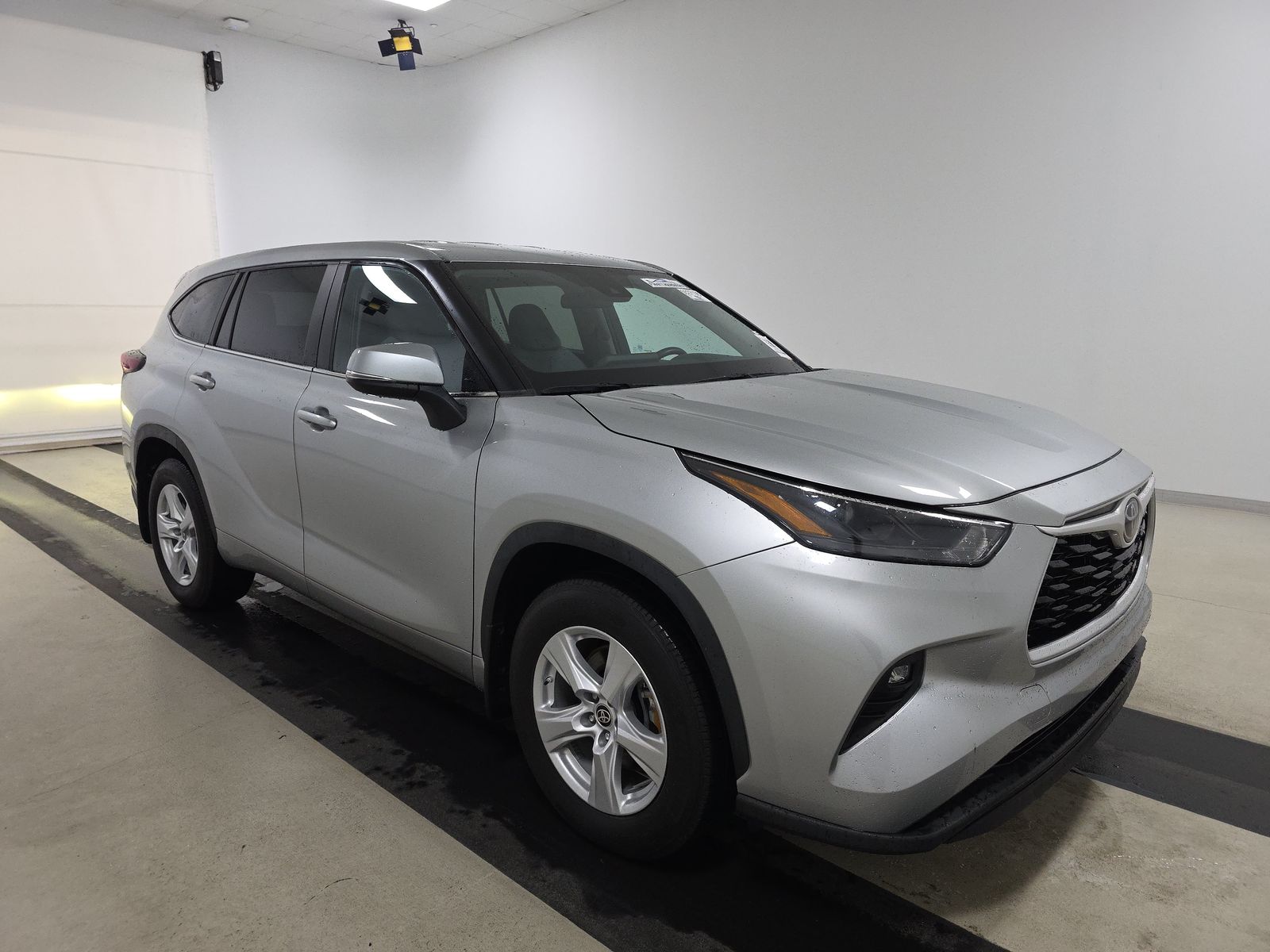 2024 Toyota Highlander LE AWD