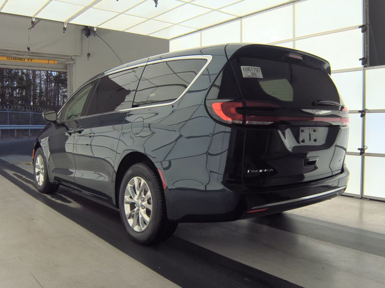 2023 Chrysler Pacifica Touring L AWD