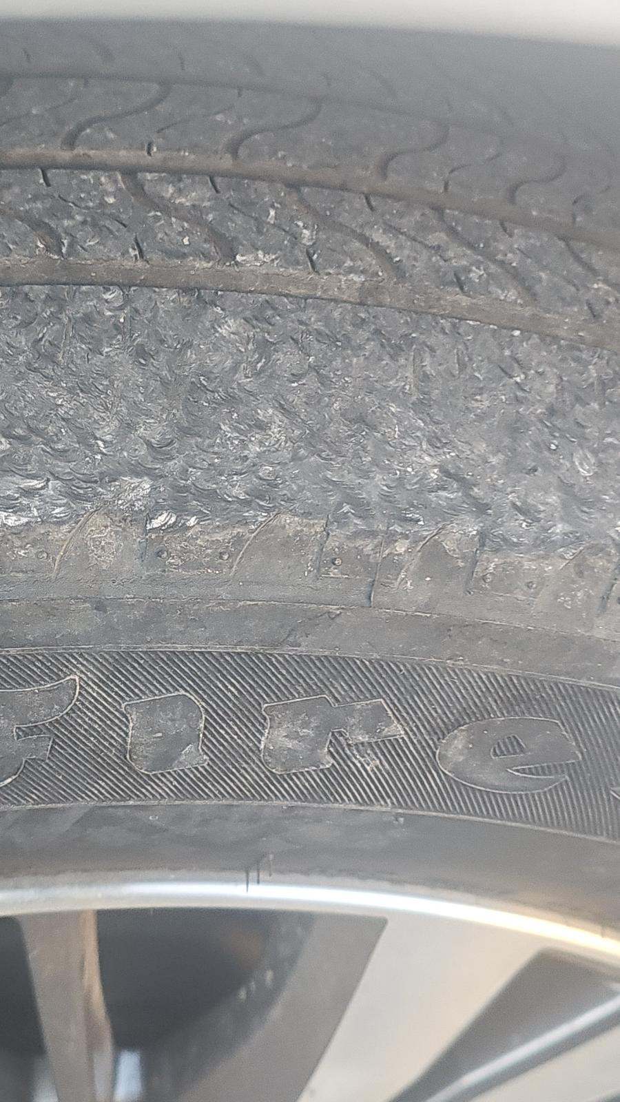 2020 Nissan Pathfinder SL FWD