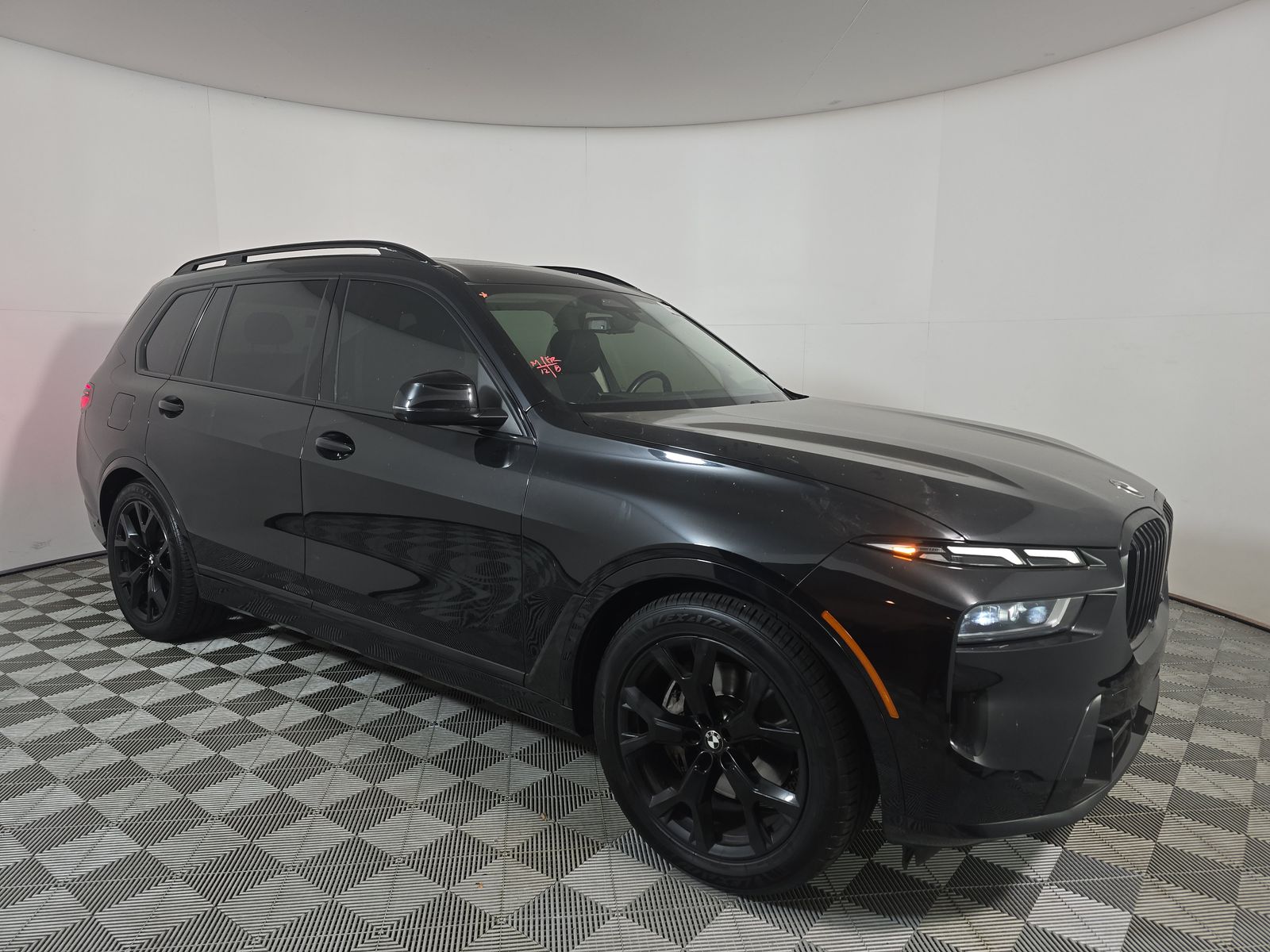 2023 BMW X7 xDrive40i AWD