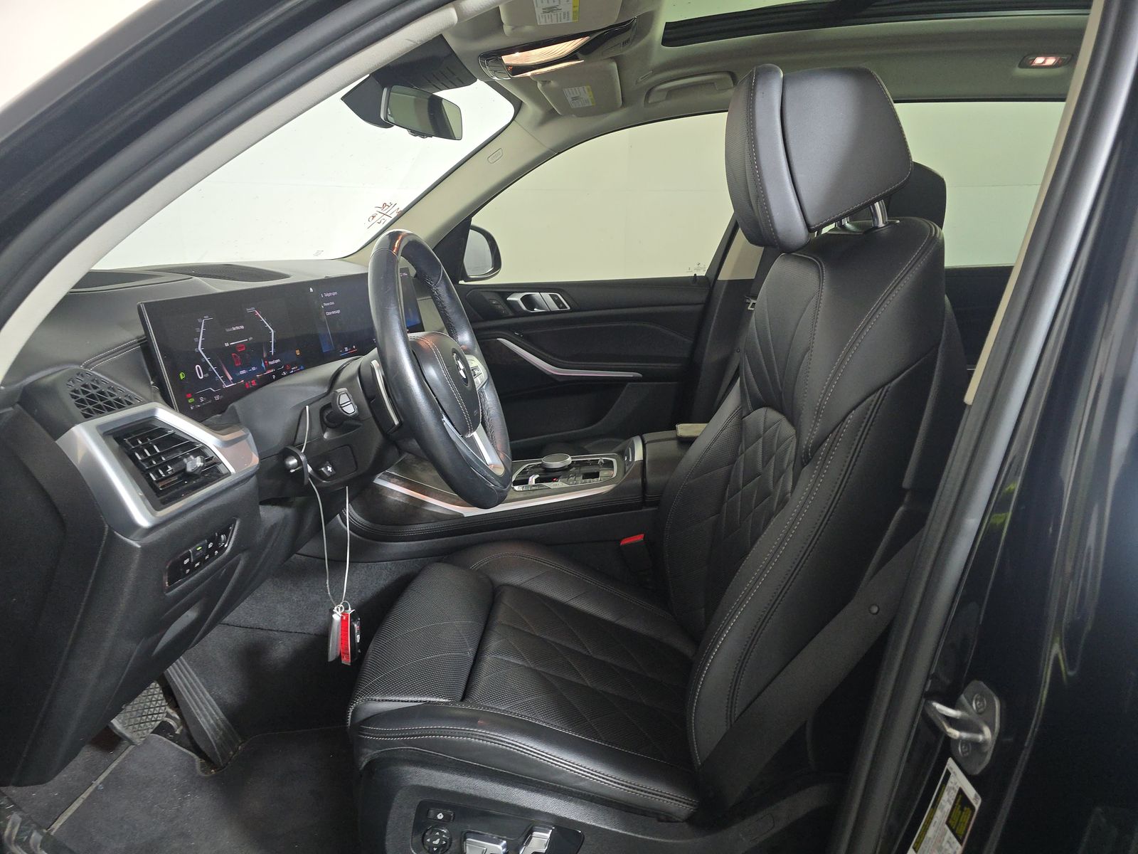 2023 BMW X7 xDrive40i AWD