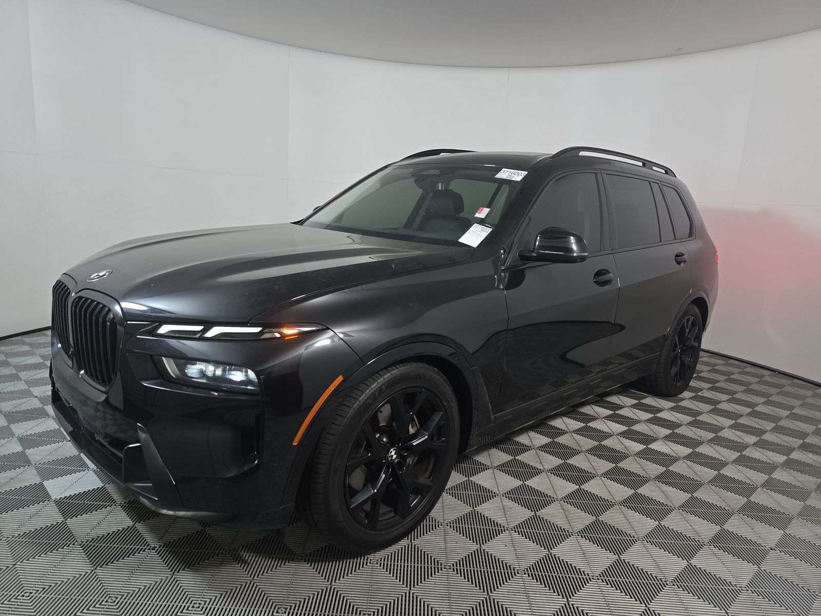 2023 BMW X7 xDrive40i AWD